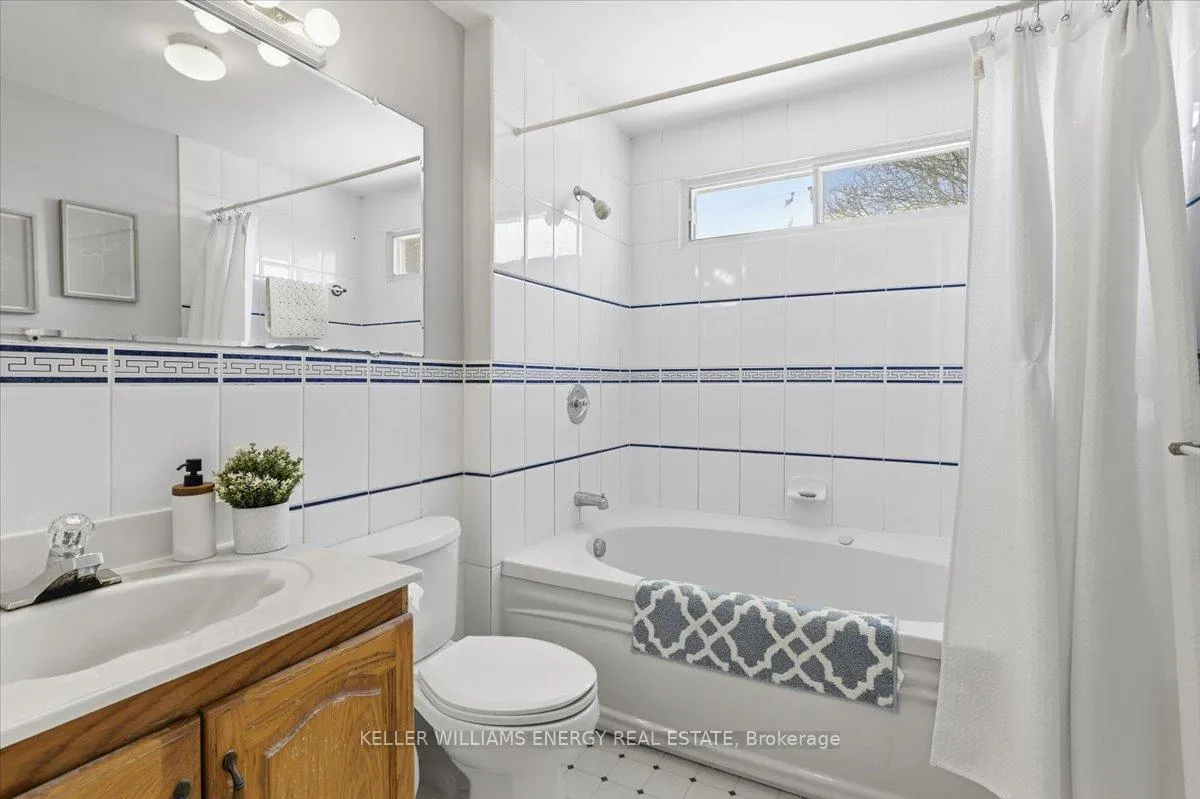Photo 22 of 886 Antonio Street, Pickering, Bay Ridges — HOMEH