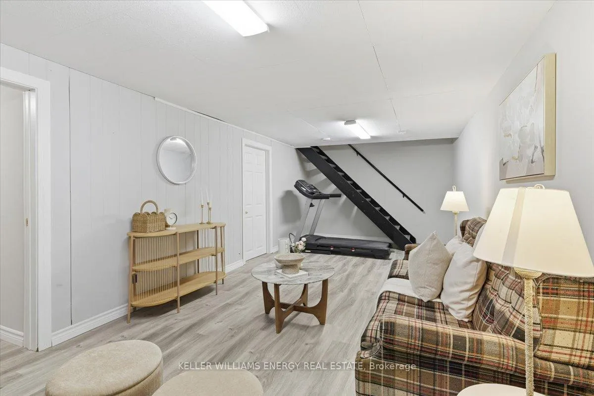 Photo 28 of 886 Antonio Street, Pickering, Bay Ridges — HOMEH
