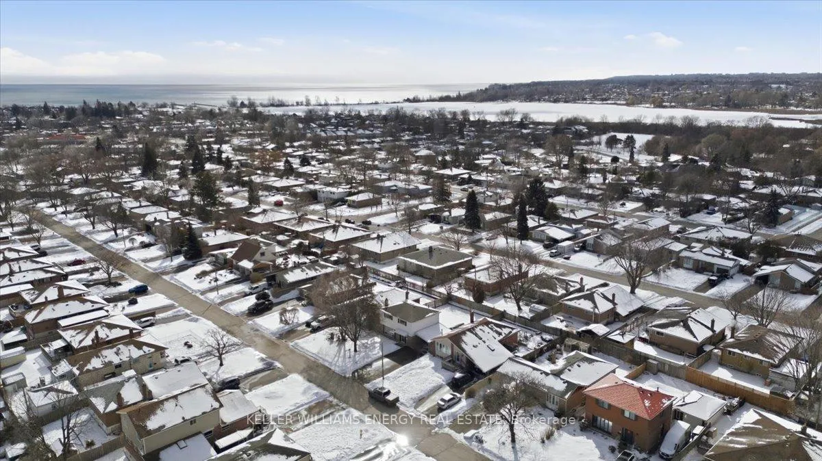 Photo 39 of 886 Antonio Street, Pickering, Bay Ridges — HOMEH