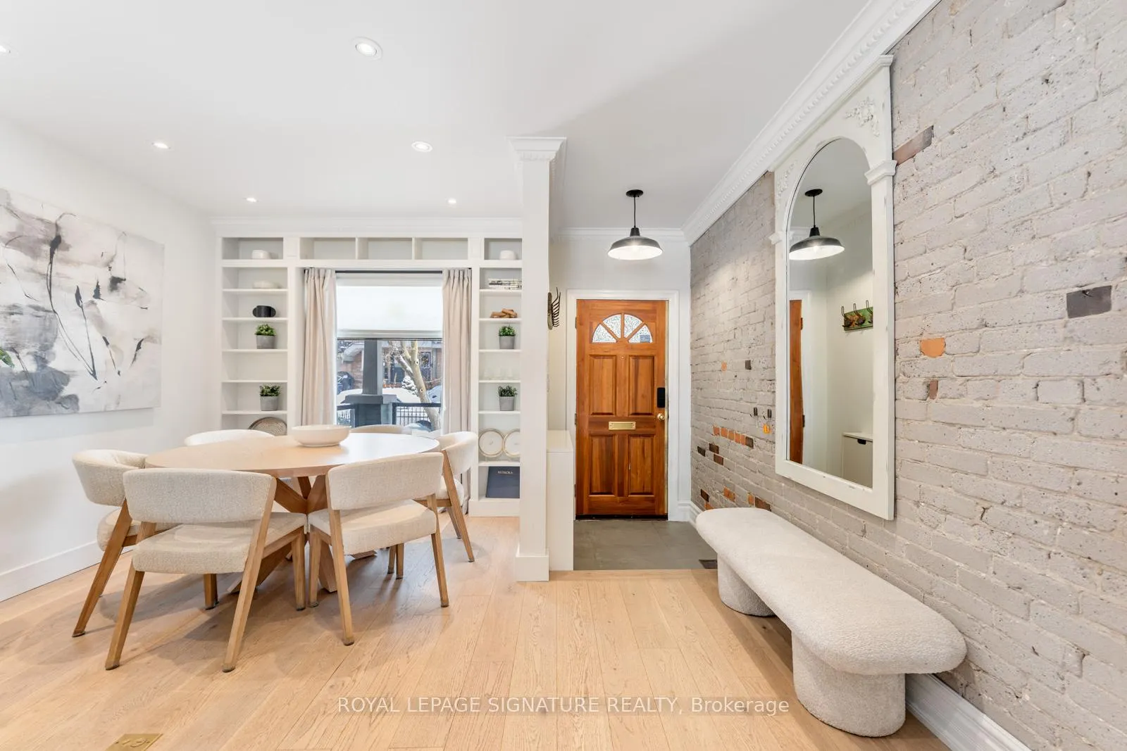 Photo 5 of 268 Kenilworth Avenue, Toronto, The Beaches — HOMEH
