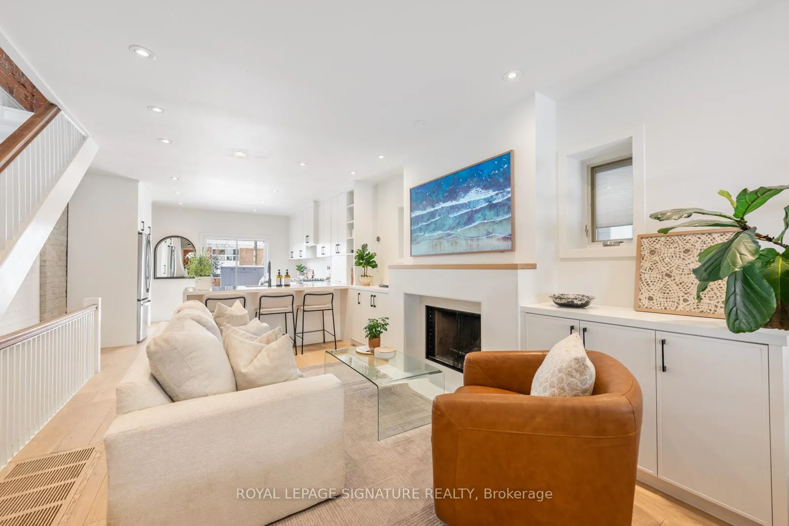 Photo 7 of 268 Kenilworth Avenue, Toronto, The Beaches — HOMEH