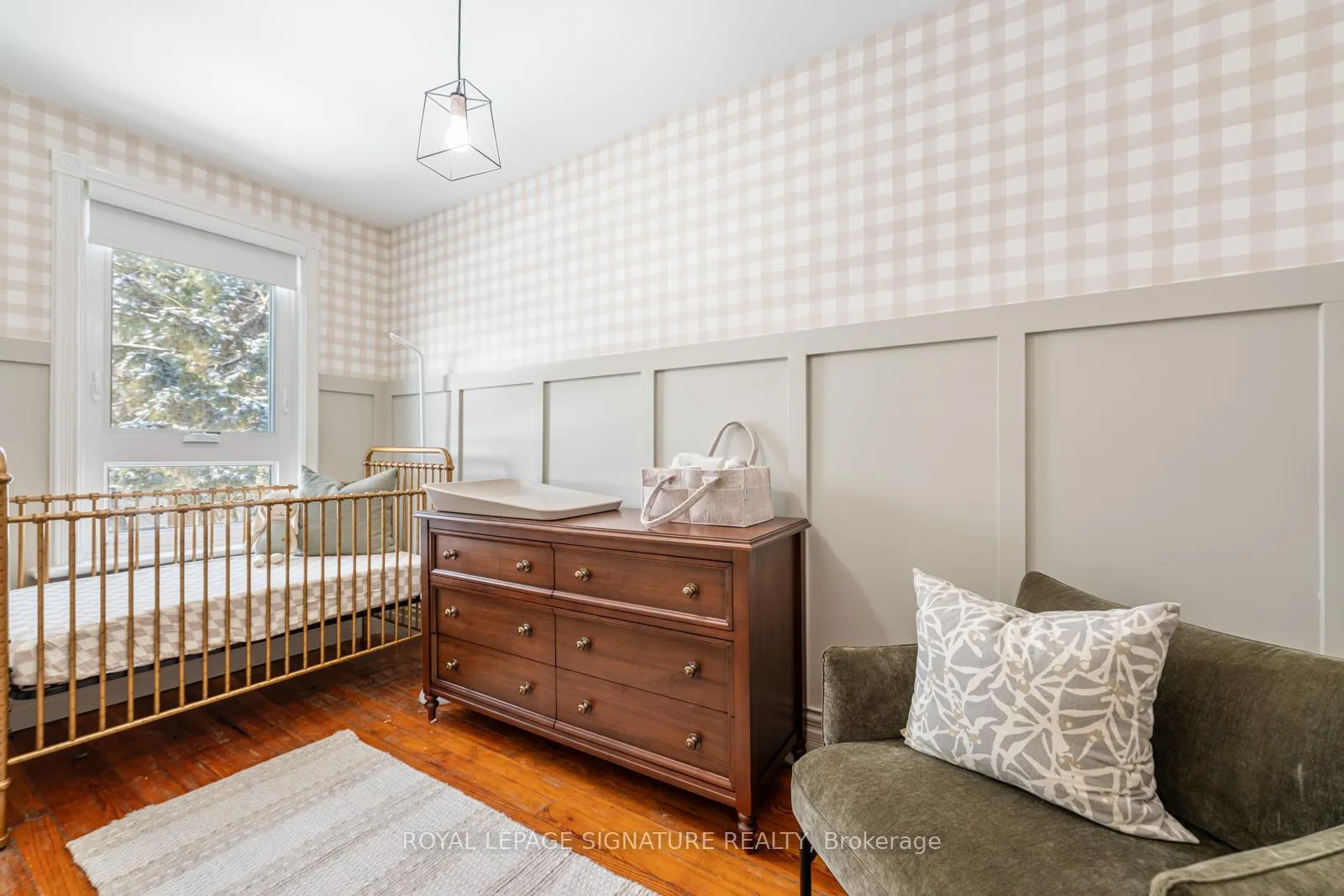 Photo 21 of 268 Kenilworth Avenue, Toronto, The Beaches — HOMEH
