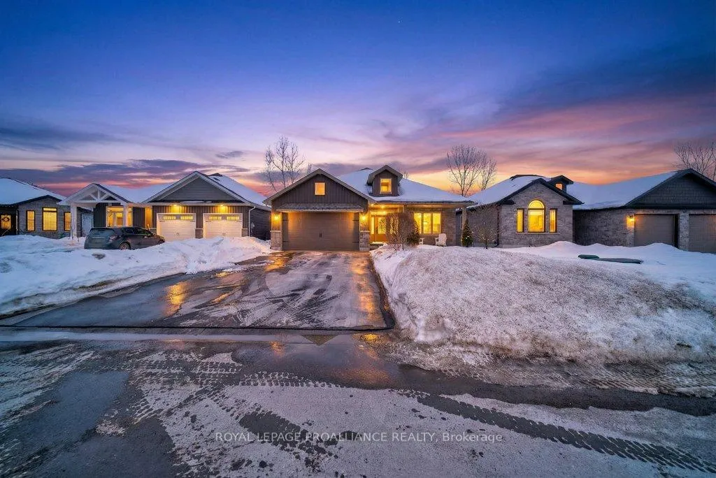 Photo 2 of 21 Brookfield Crescent, Quinte West, Murray Ward — HOMEH
