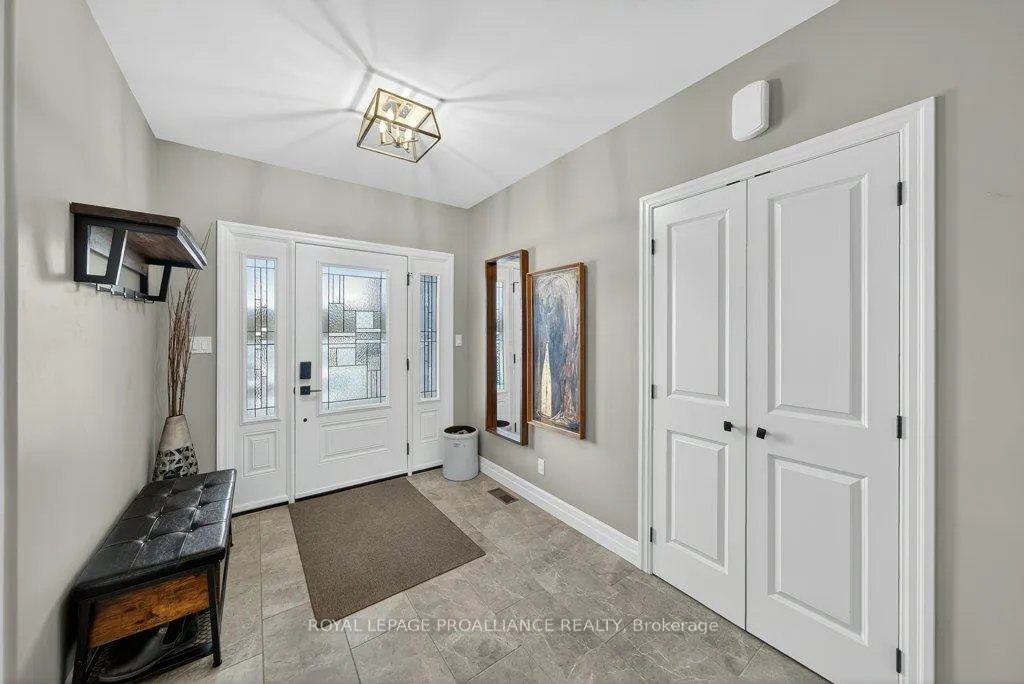 Photo 5 of 21 Brookfield Crescent, Quinte West, Murray Ward — HOMEH