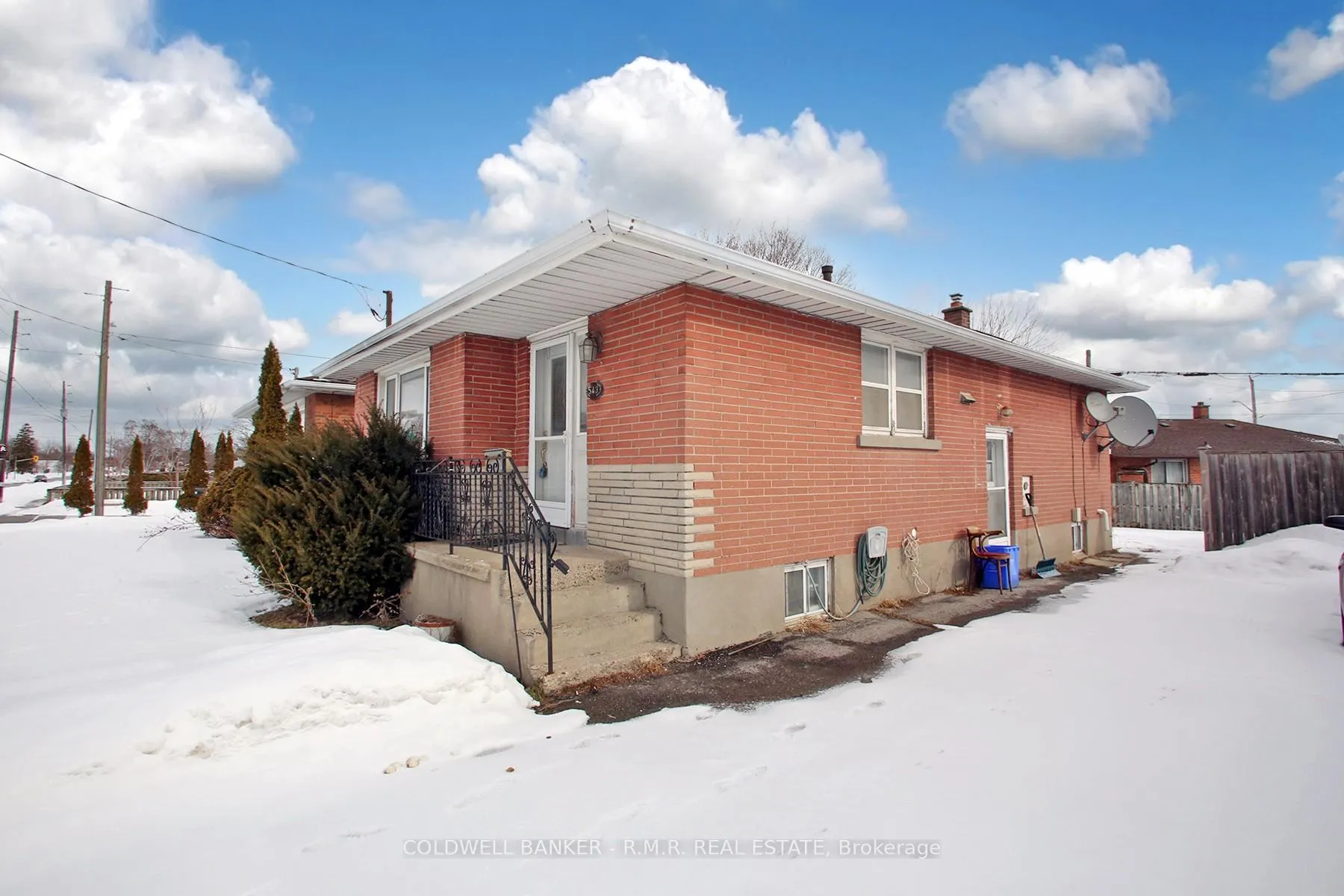 Photo 2 of 543 Wilson Road S, Oshawa, Donevan — HOMEH