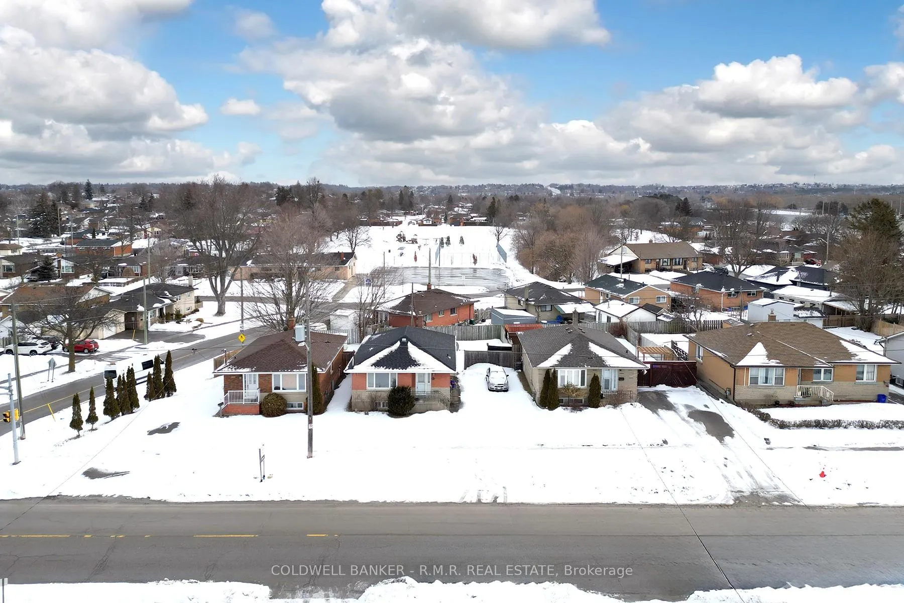 Photo 12 of 543 Wilson Road S, Oshawa, Donevan — HOMEH