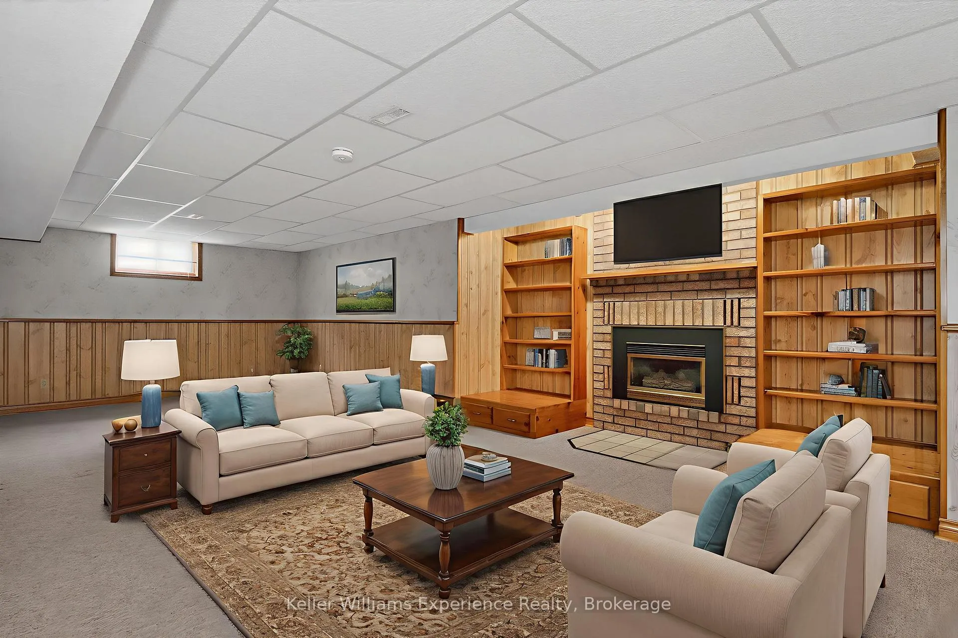 Photo 35 of 943 Playfair Road, Midland — HOMEH