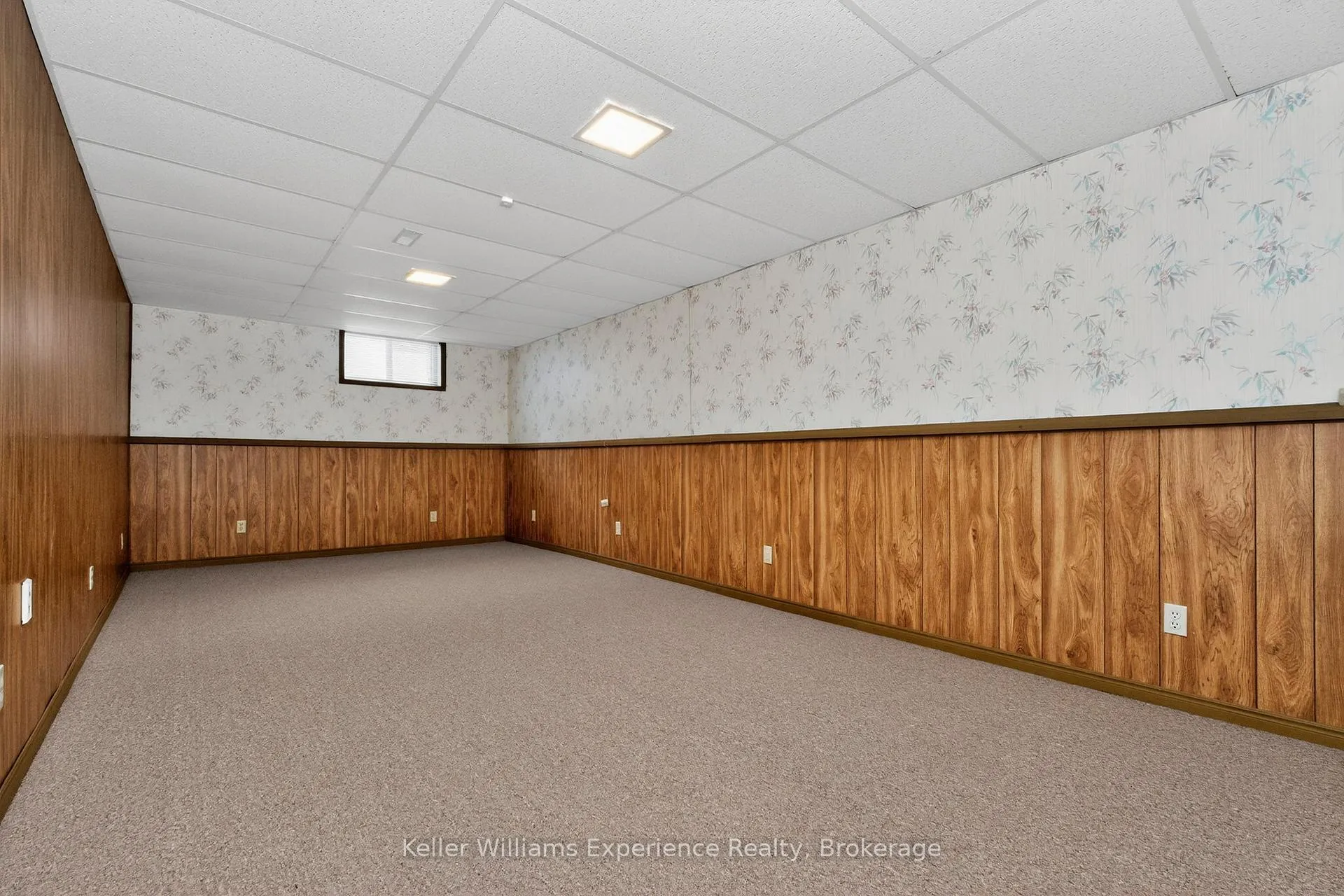Photo 40 of 943 Playfair Road, Midland — HOMEH