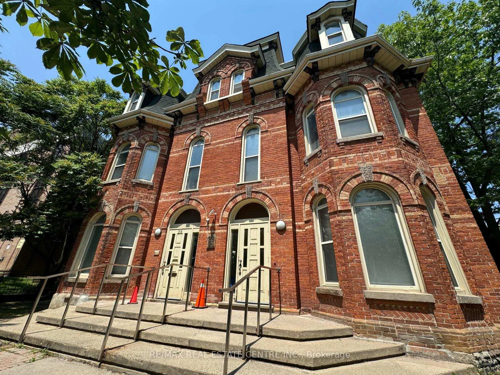 Photo 1 of 28 Cecil Street, Toronto, Kensington-Chinatown — HOMEH