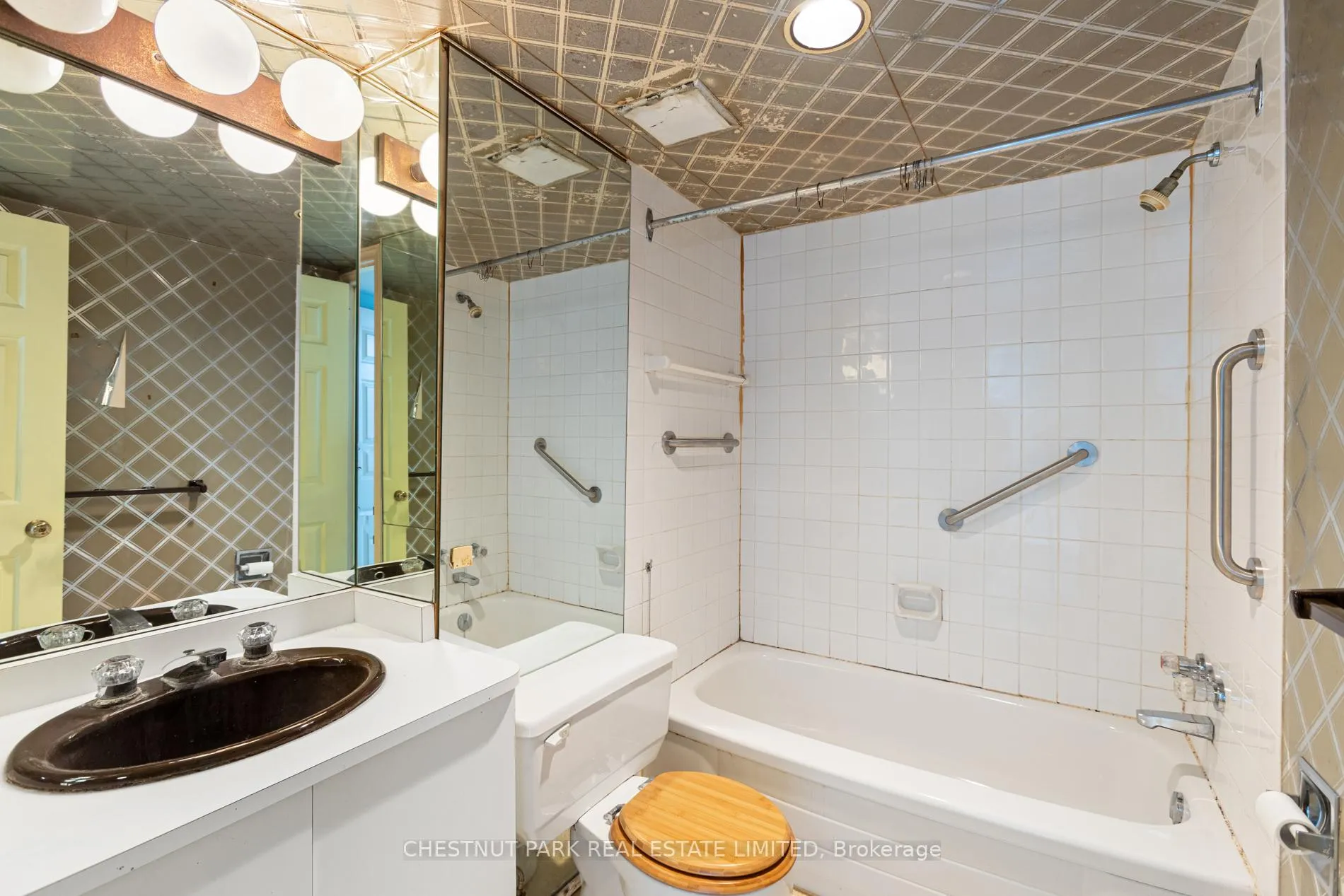 Photo 13 of Unit 6, 70 Shaftesbury Avenue, Toronto, Rosedale-Moore Park — HOMEH
