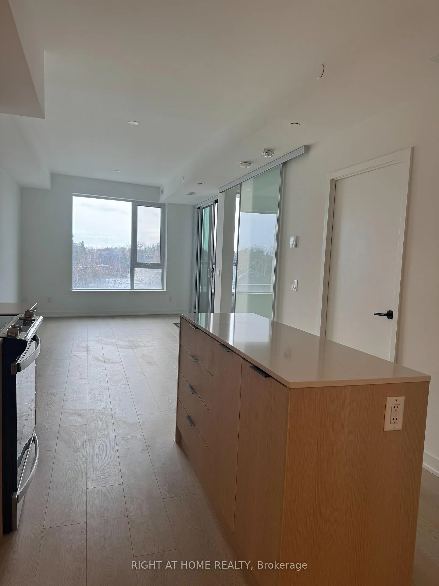 Photo 7 of Unit 314, 31 Huron Street, Collingwood — HOMEH