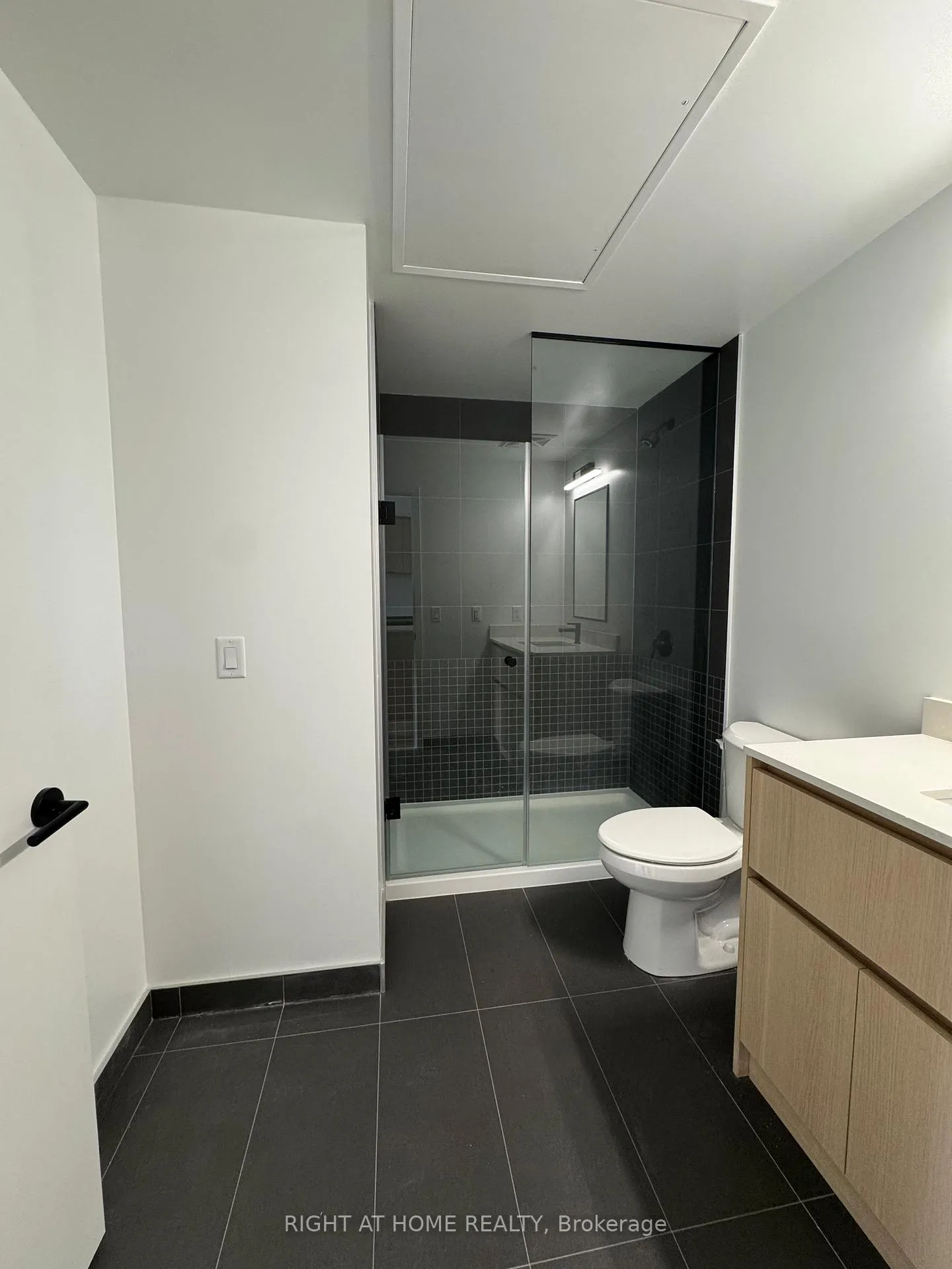 Photo 12 of Unit 314, 31 Huron Street, Collingwood — HOMEH