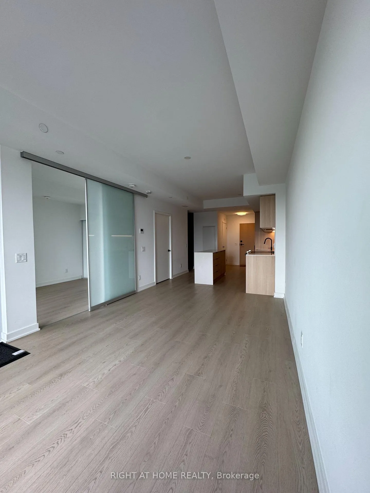 Photo 18 of Unit 314, 31 Huron Street, Collingwood — HOMEH
