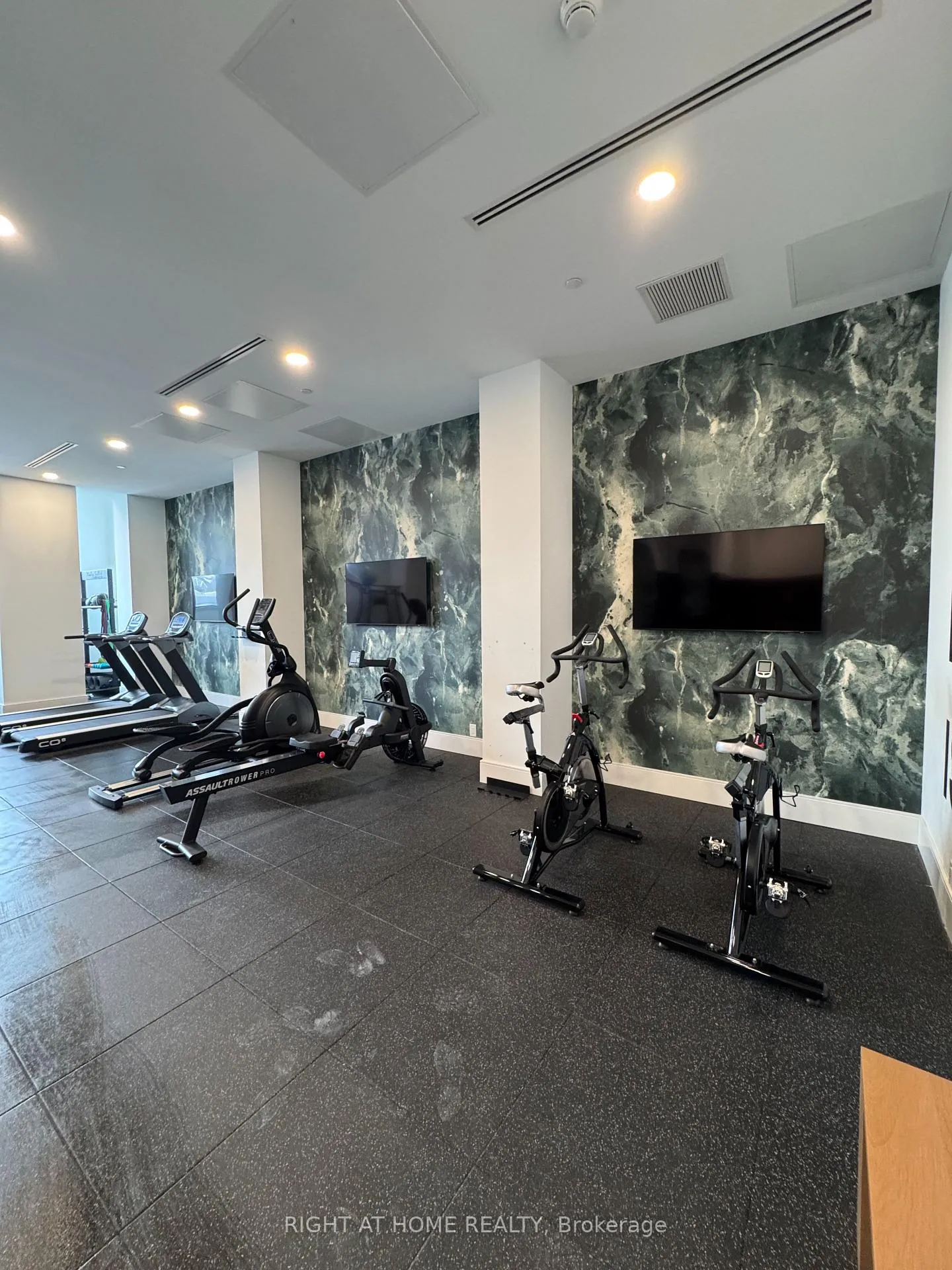Photo 24 of Unit 314, 31 Huron Street, Collingwood — HOMEH