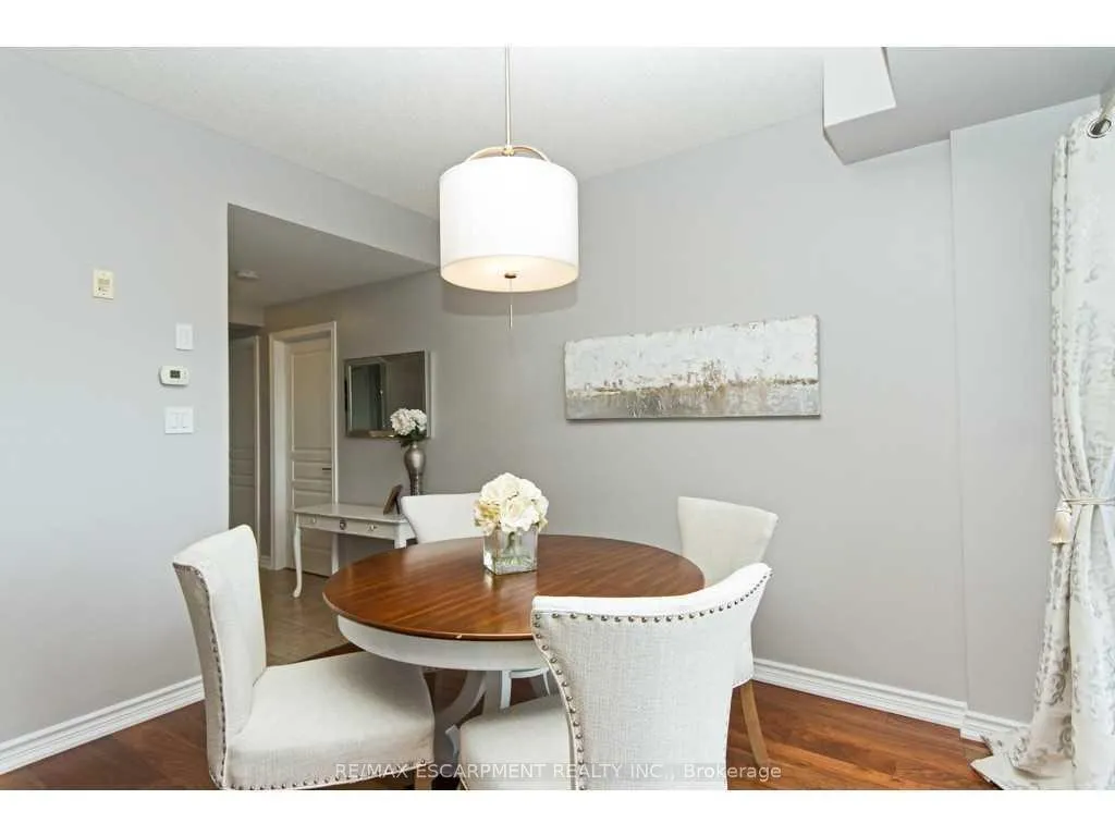 Photo 10 of Unit 401, 5070 Fairview Street, Burlington, Appleby — HOMEH