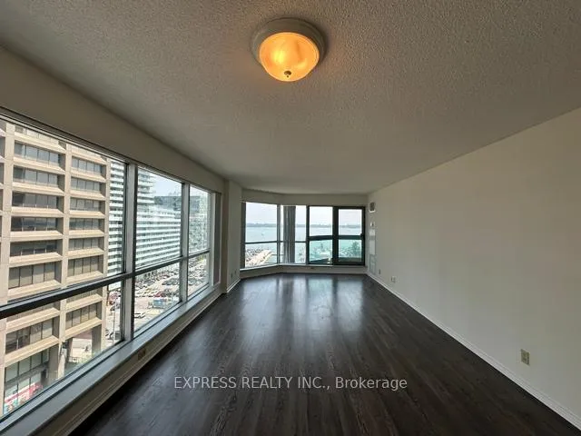 Photo 5 of Unit 1011, 10 Yonge Street, Toronto, Waterfront Communities — HOMEH