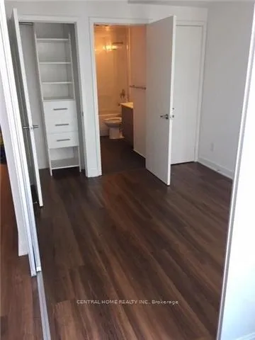 Photo 6 of Unit 1814, 210 Simcoe Street, Toronto, University — HOMEH