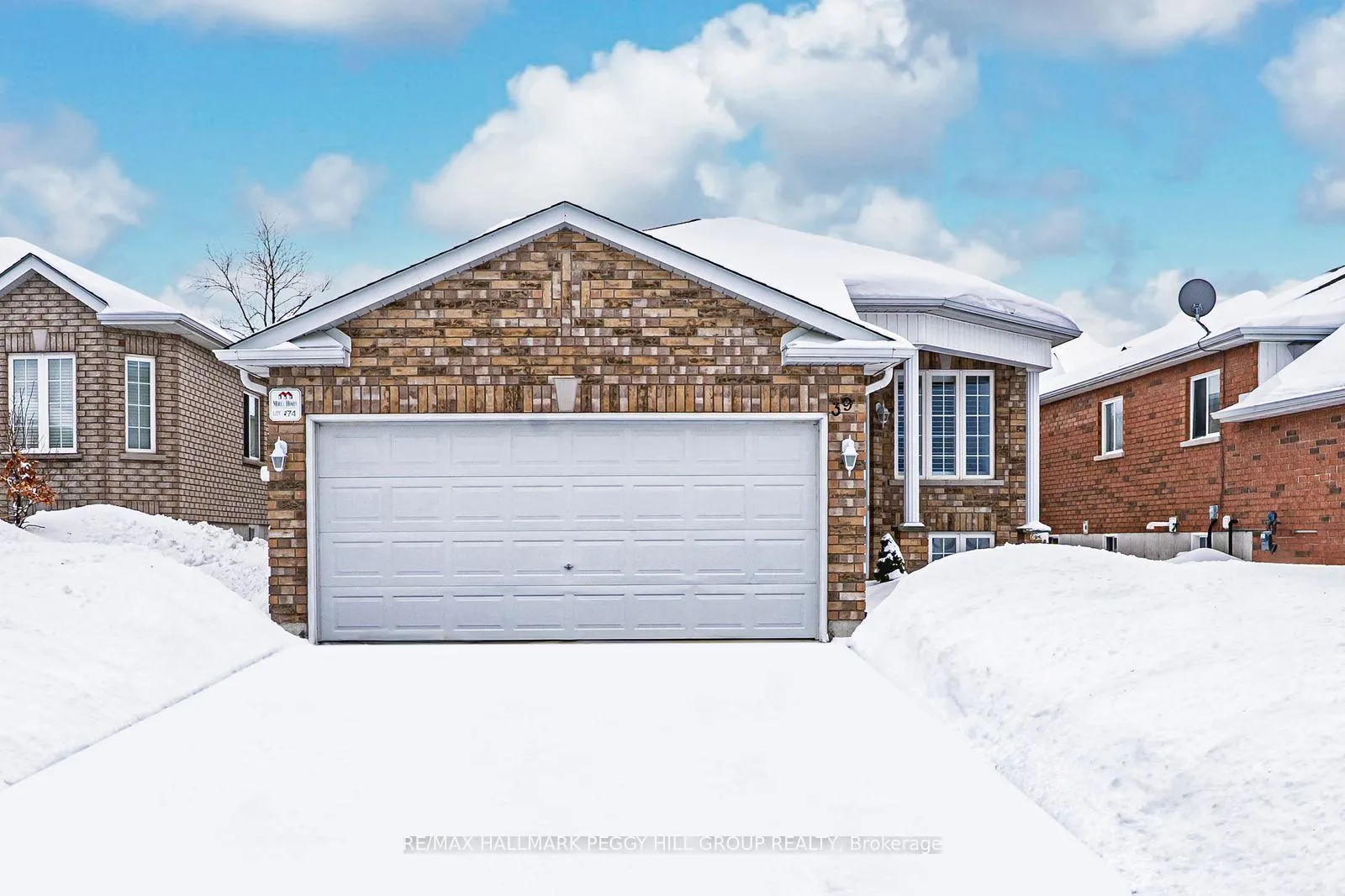 Photo 1 of 39 Mike Hart Drive, Essa, Angus — HOMEH
