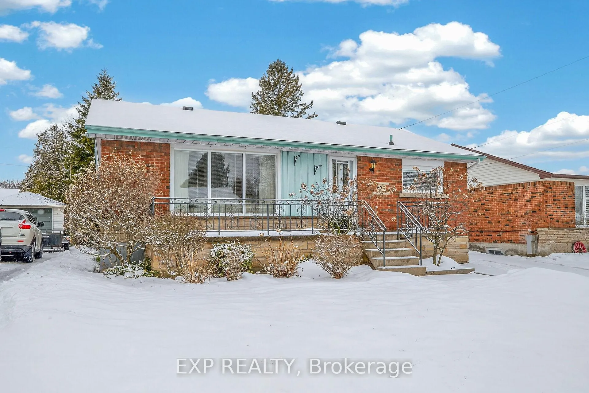 Photo 1 of 126 West 4th Street, Hamilton, Bonnington — HOMEH