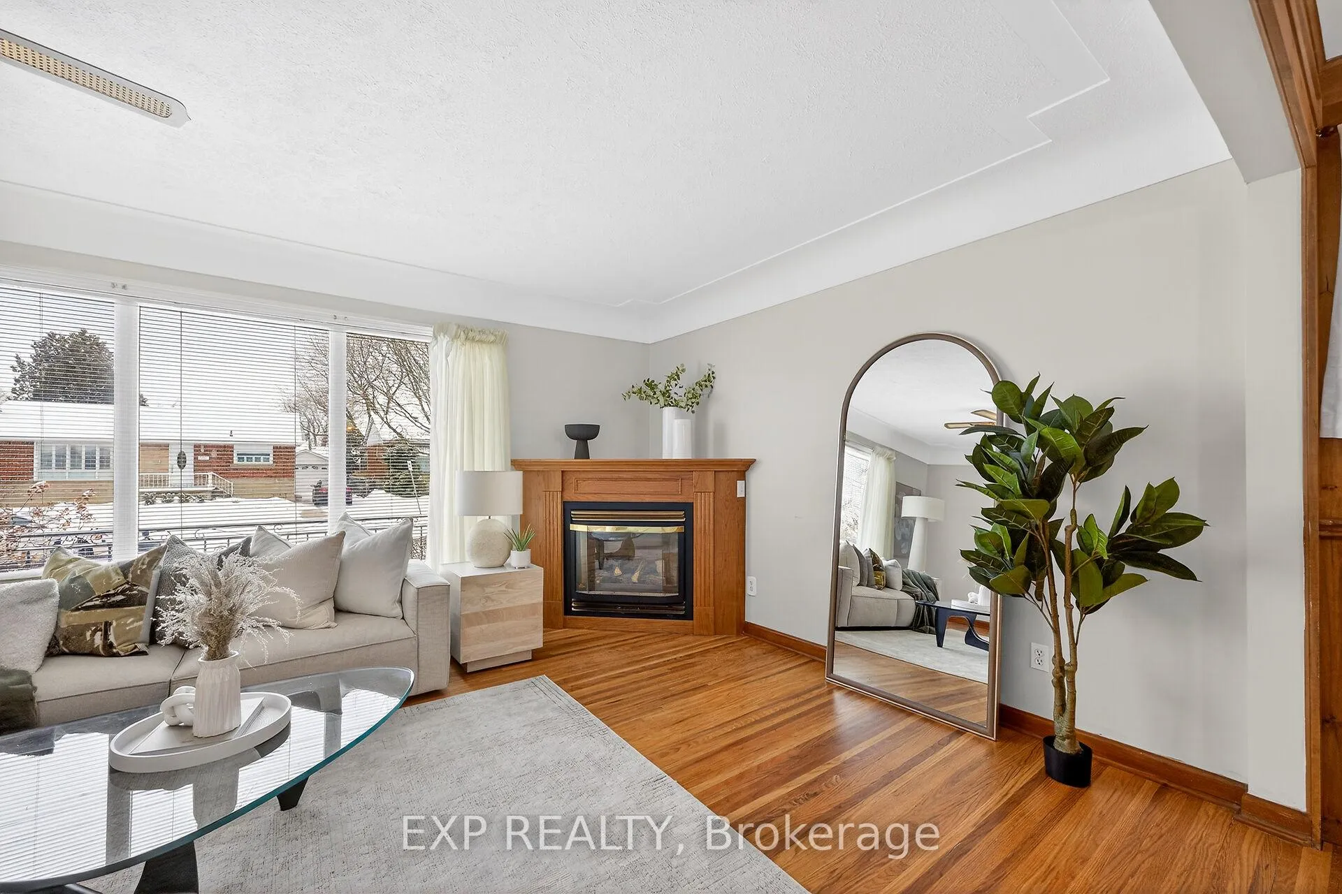 Photo 18 of 126 West 4th Street, Hamilton, Bonnington — HOMEH