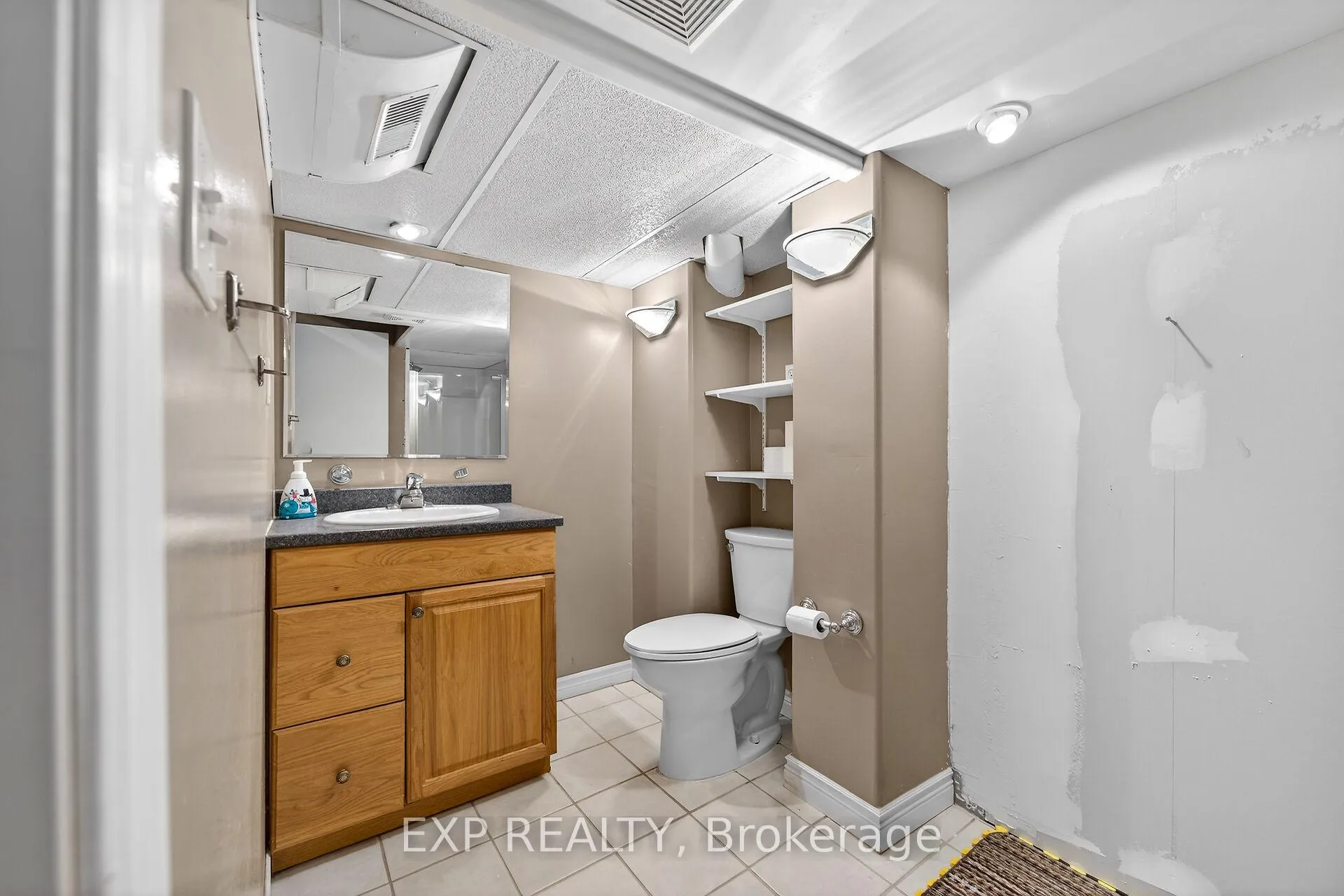 Photo 28 of 126 West 4th Street, Hamilton, Bonnington — HOMEH
