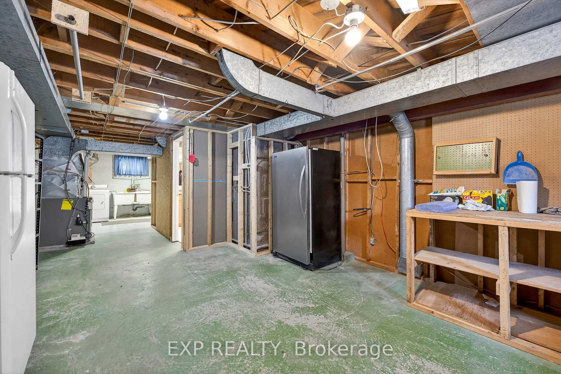 Photo 31 of 126 West 4th Street, Hamilton, Bonnington — HOMEH