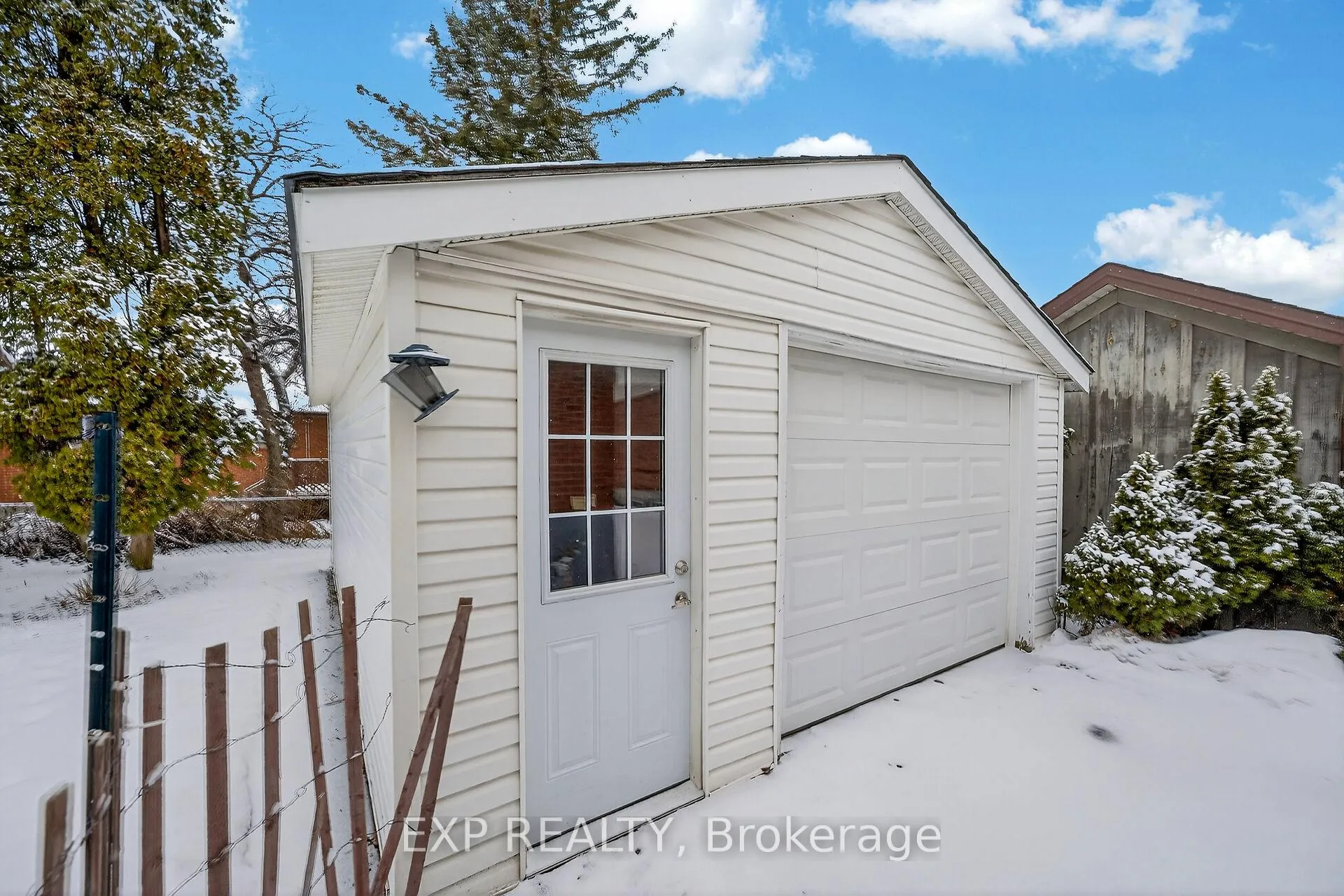 Photo 33 of 126 West 4th Street, Hamilton, Bonnington — HOMEH