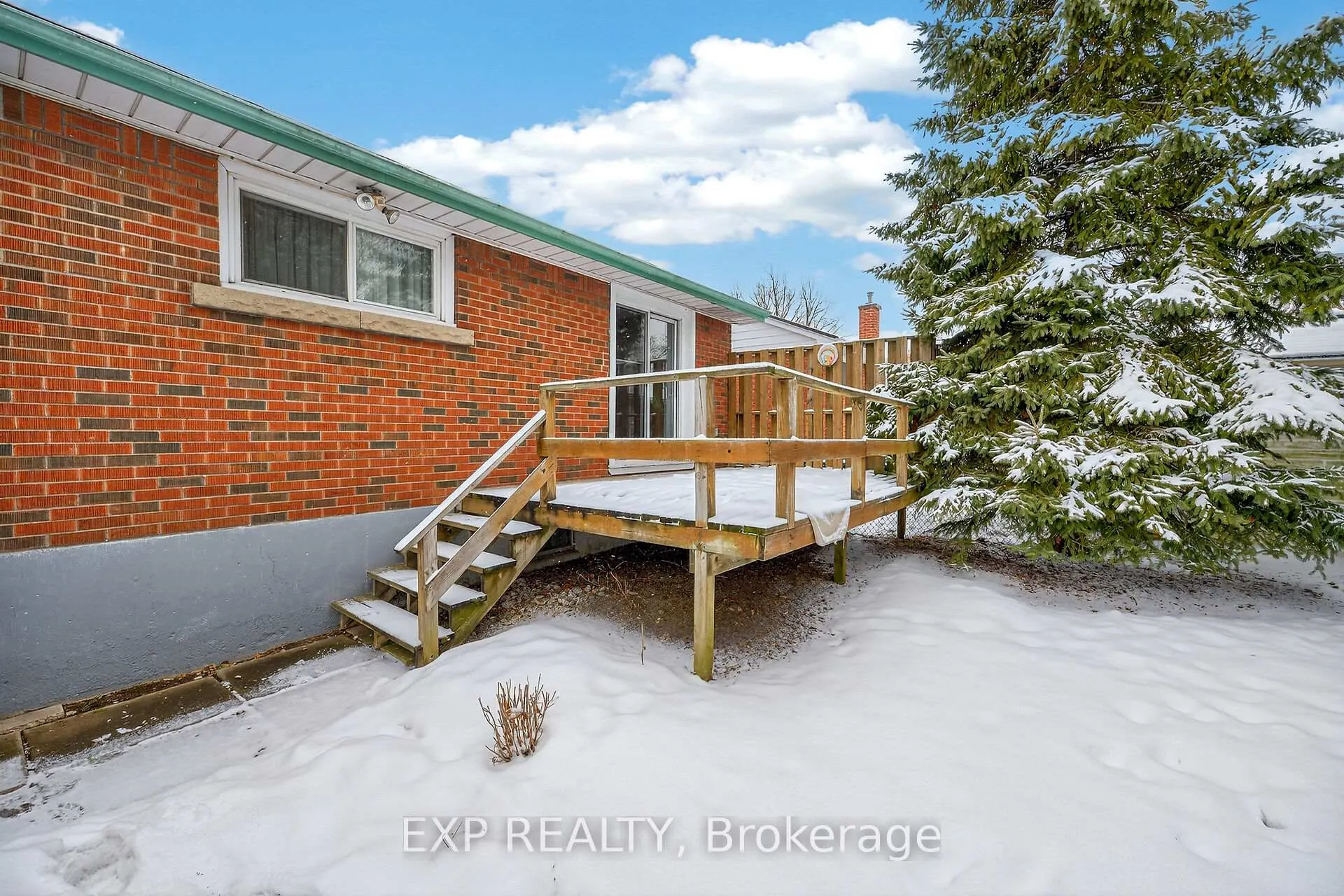 Photo 37 of 126 West 4th Street, Hamilton, Bonnington — HOMEH