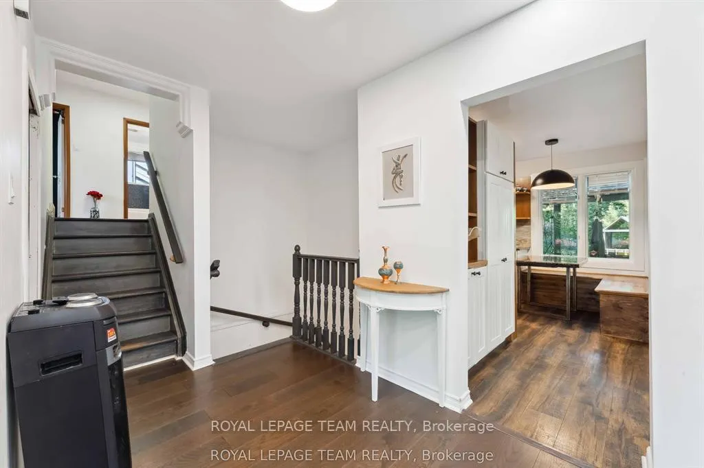 Photo 7 of 2353 Georgina Drive, Ottawa, Whitehaven — HOMEH
