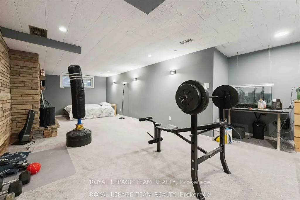 Photo 19 of 2353 Georgina Drive, Ottawa, Whitehaven — HOMEH