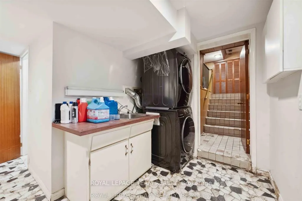 Photo 21 of 2353 Georgina Drive, Ottawa, Whitehaven — HOMEH