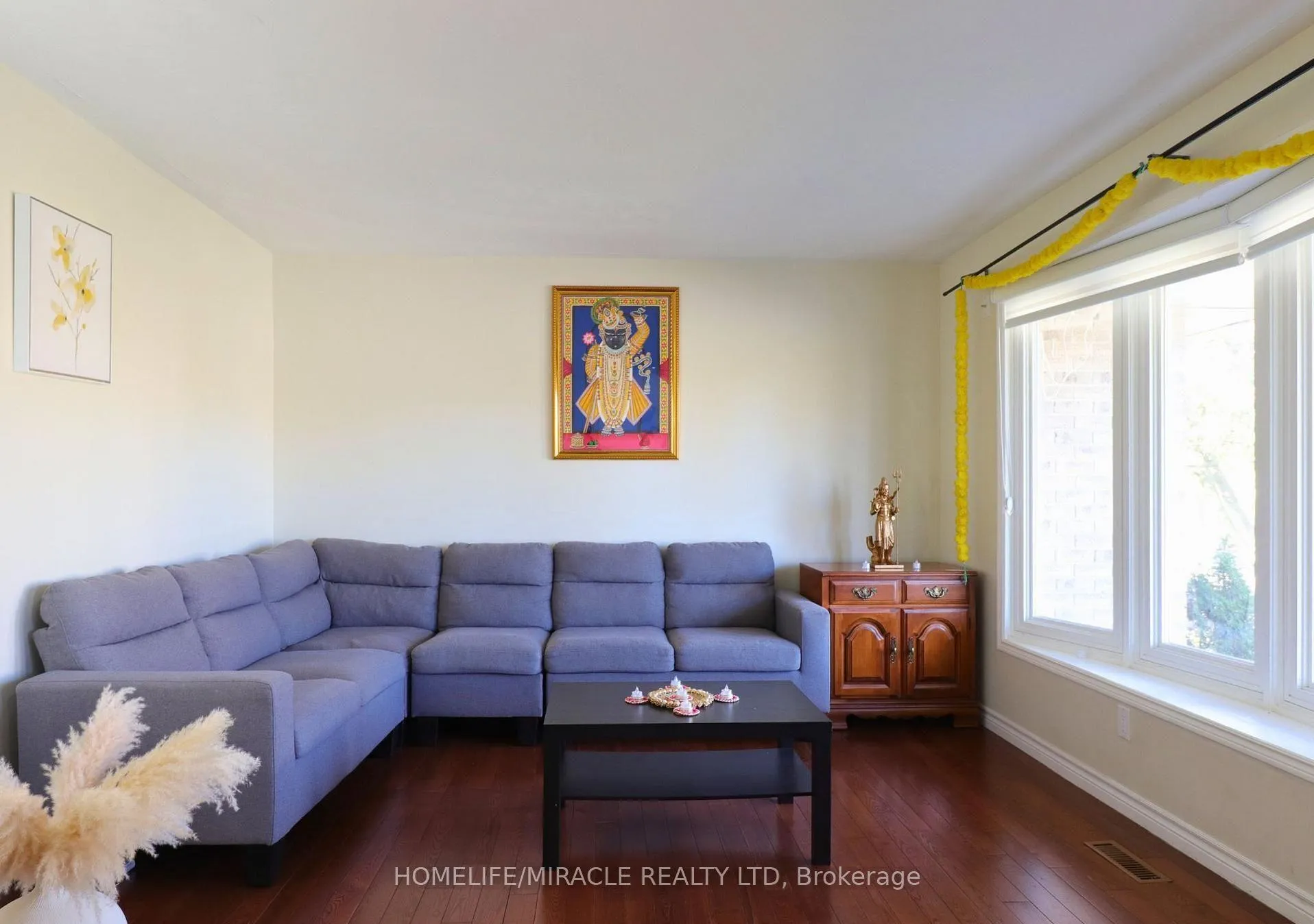 Photo 4 of 3 Caprice Court, Kitchener, Victoria Hills — HOMEH
