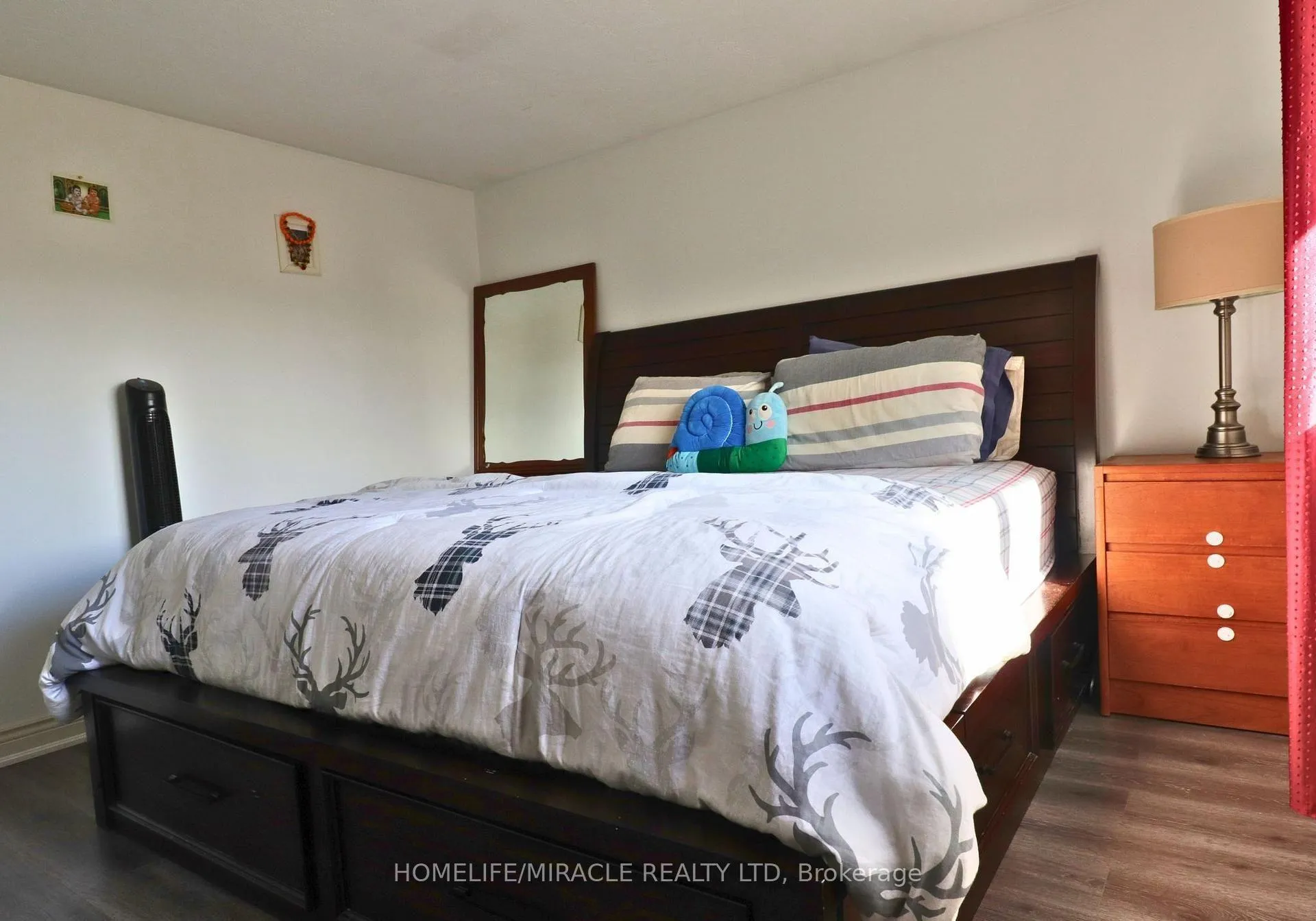 Photo 9 of 3 Caprice Court, Kitchener, Victoria Hills — HOMEH