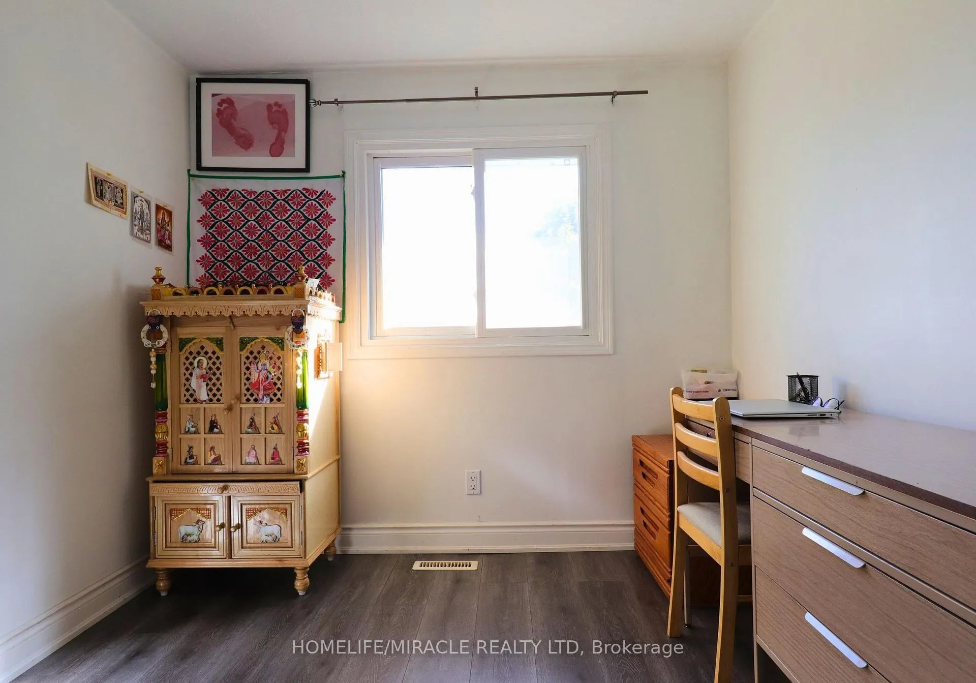 Photo 23 of 3 Caprice Court, Kitchener, Victoria Hills — HOMEH