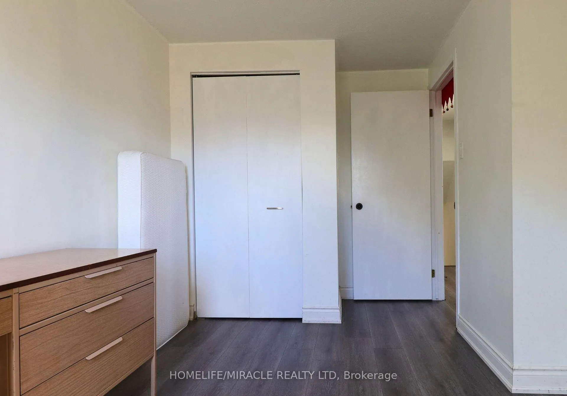 Photo 24 of 3 Caprice Court, Kitchener, Victoria Hills — HOMEH
