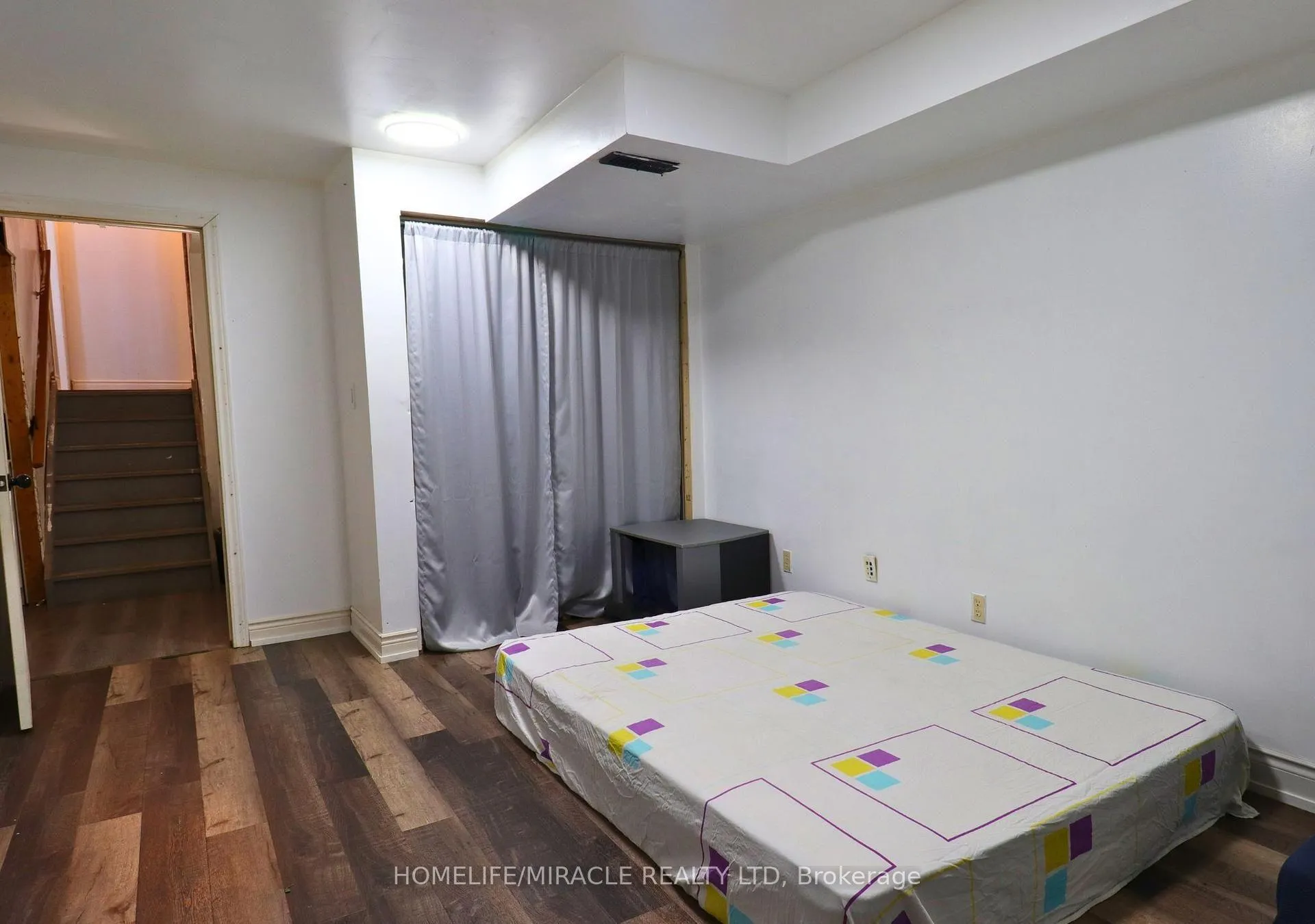 Photo 33 of 3 Caprice Court, Kitchener, Victoria Hills — HOMEH