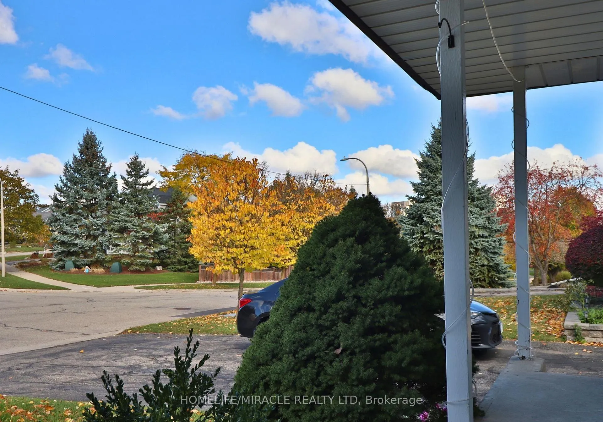Photo 39 of 3 Caprice Court, Kitchener, Victoria Hills — HOMEH