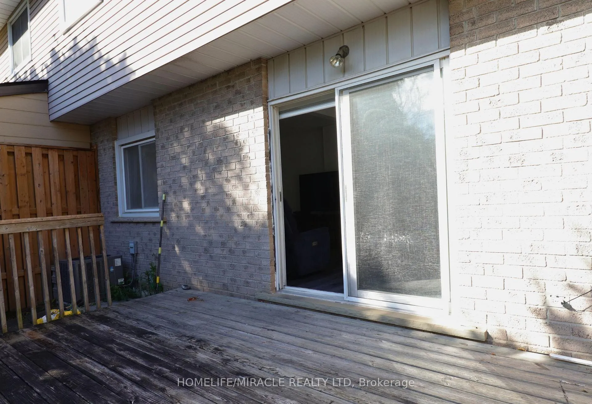 Photo 41 of 3 Caprice Court, Kitchener, Victoria Hills — HOMEH