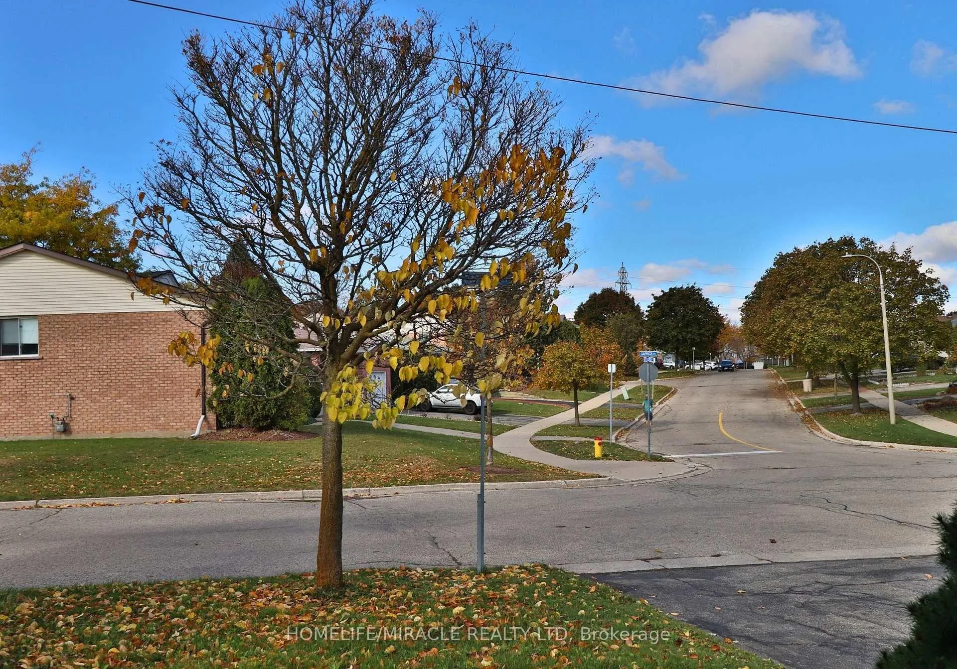 Photo 45 of 3 Caprice Court, Kitchener, Victoria Hills — HOMEH