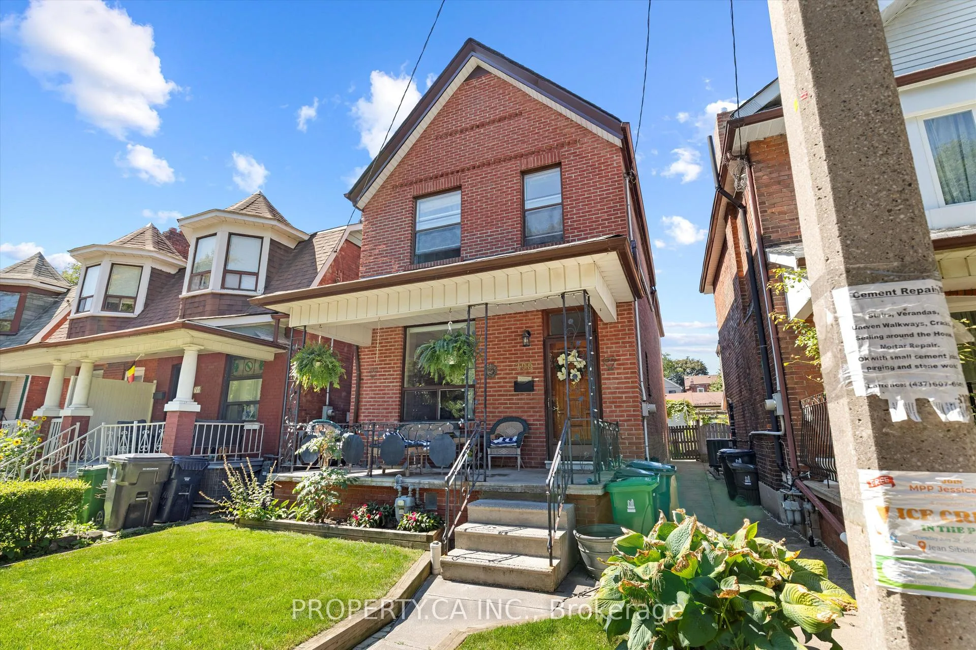Photo 2 of 790 Manning Avenue, Toronto, The Annex — HOMEH