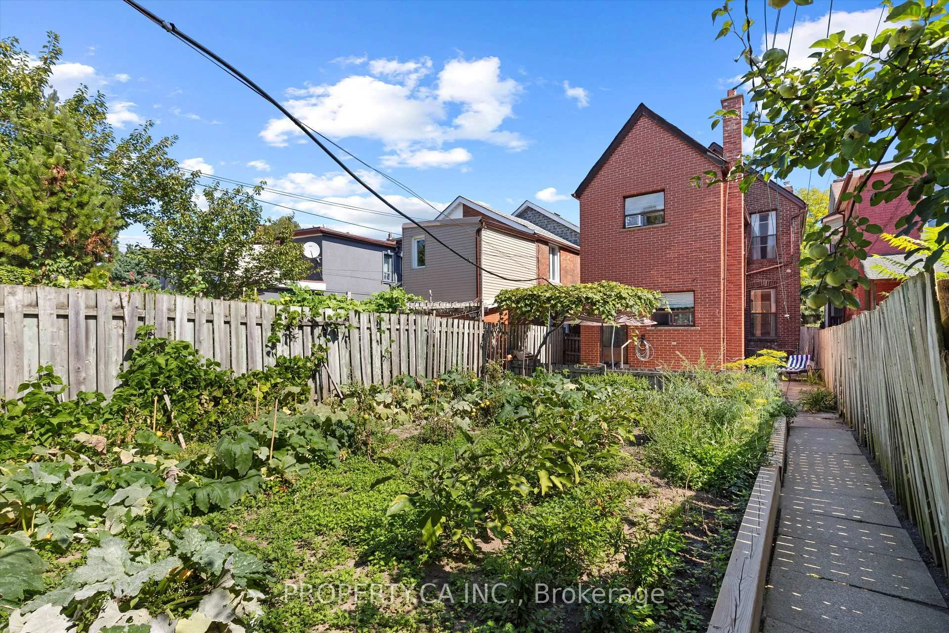 Photo 6 of 790 Manning Avenue, Toronto, The Annex — HOMEH
