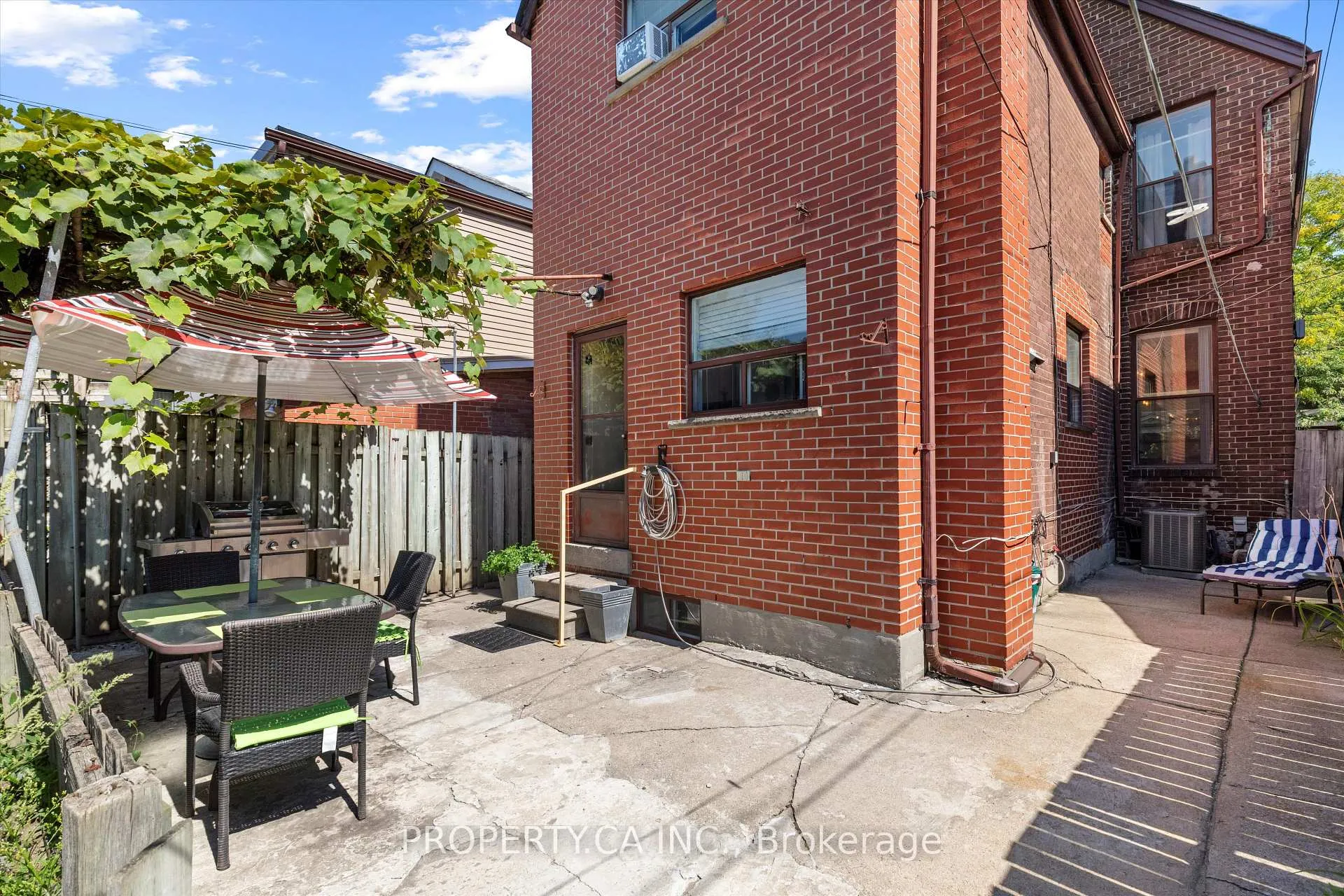 Photo 11 of 790 Manning Avenue, Toronto, The Annex — HOMEH