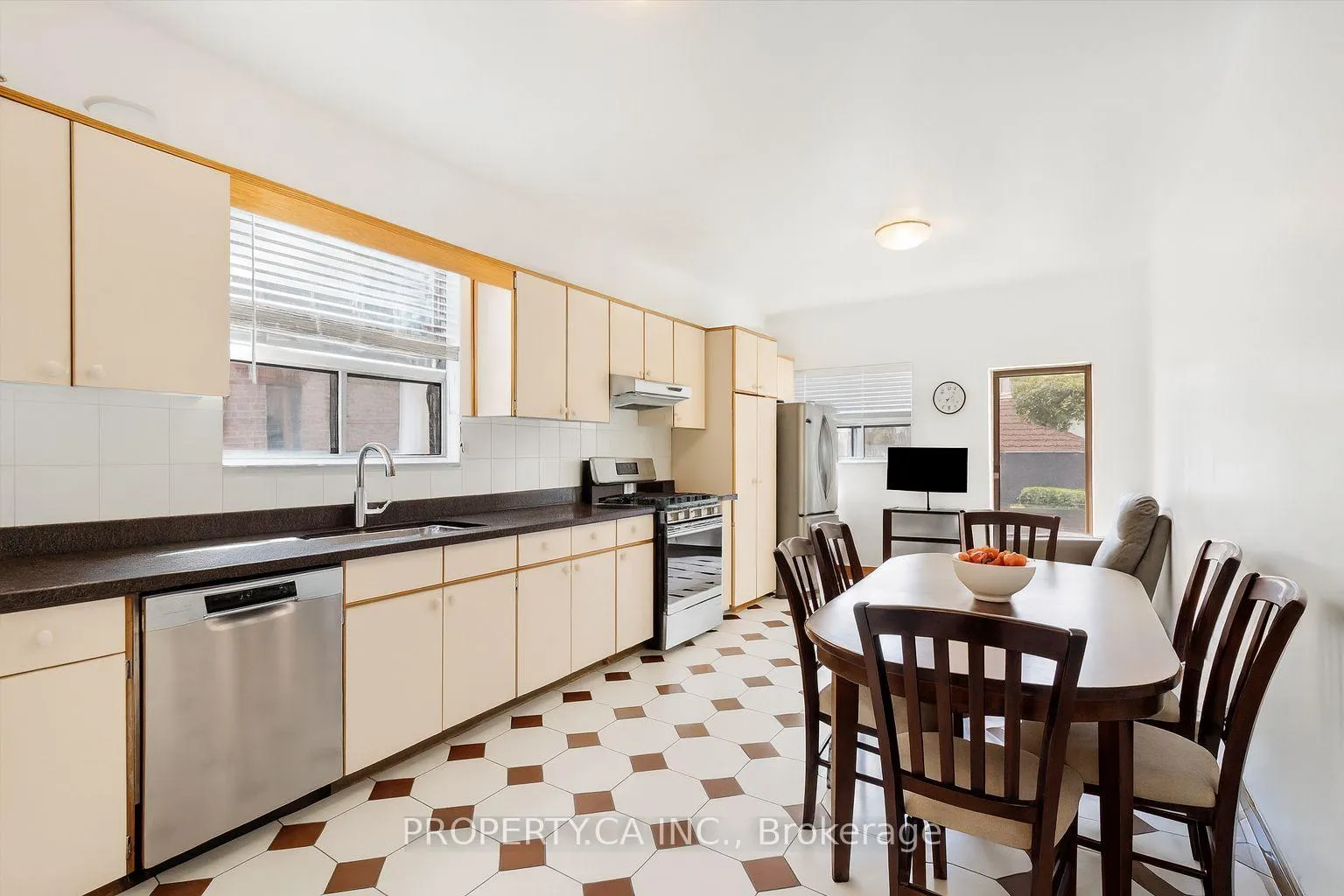 Photo 19 of 790 Manning Avenue, Toronto, The Annex — HOMEH