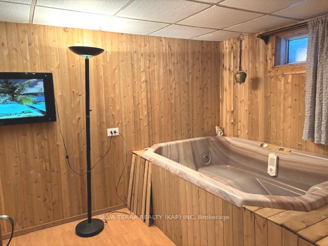 Photo 37 of 6 Champlain Crescent, Kapuskasing — HOMEH