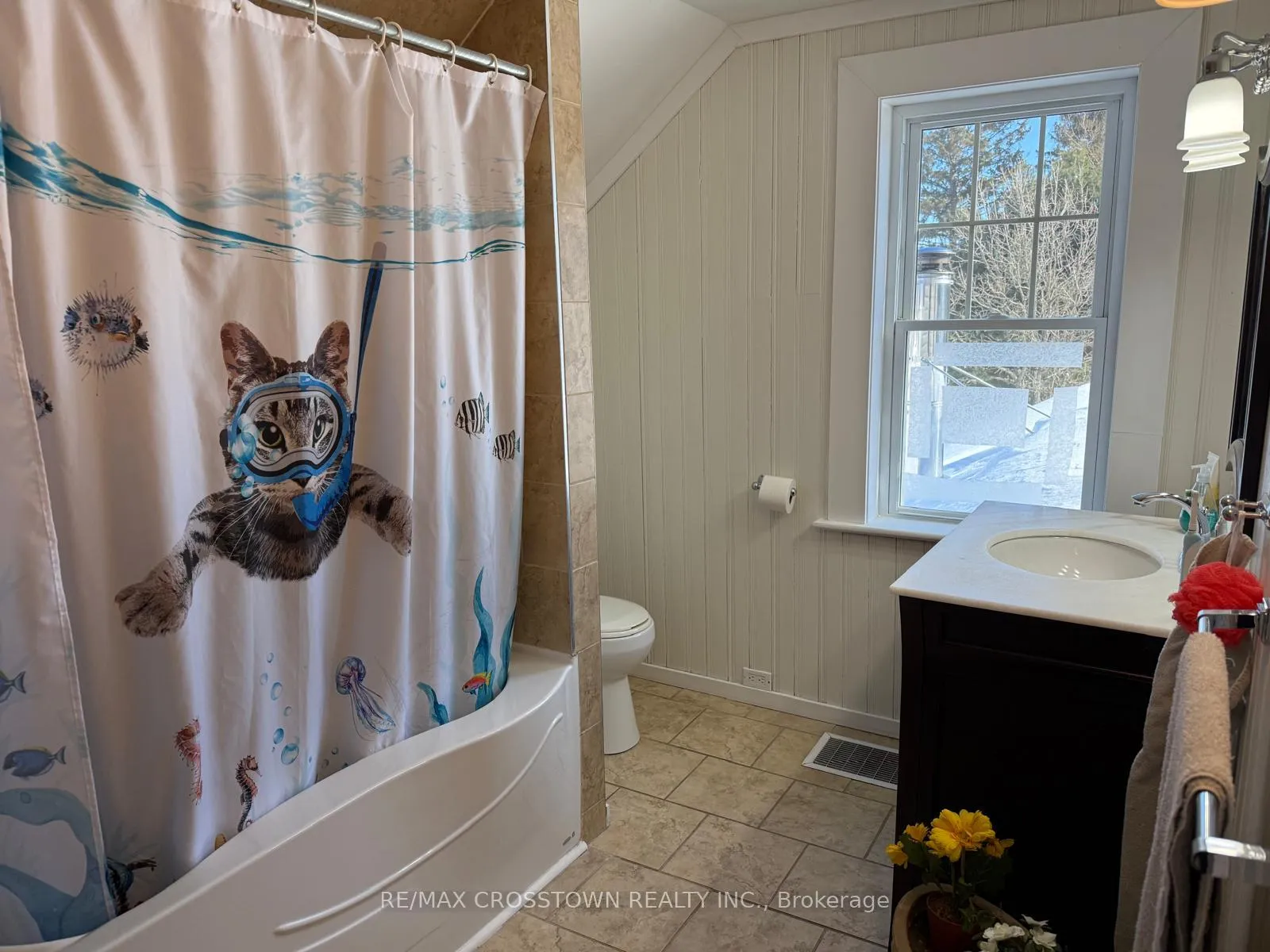 Photo 16 of 112 Arthur Street, Powassan, Trout Creek — HOMEH