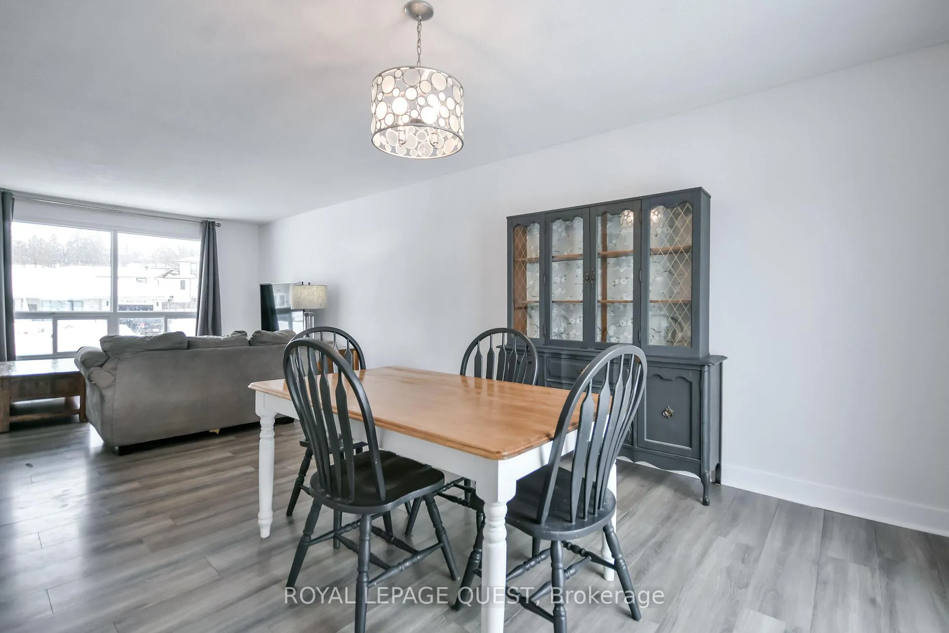 Photo 8 of 4 Andrea Crescent, Orillia — HOMEH