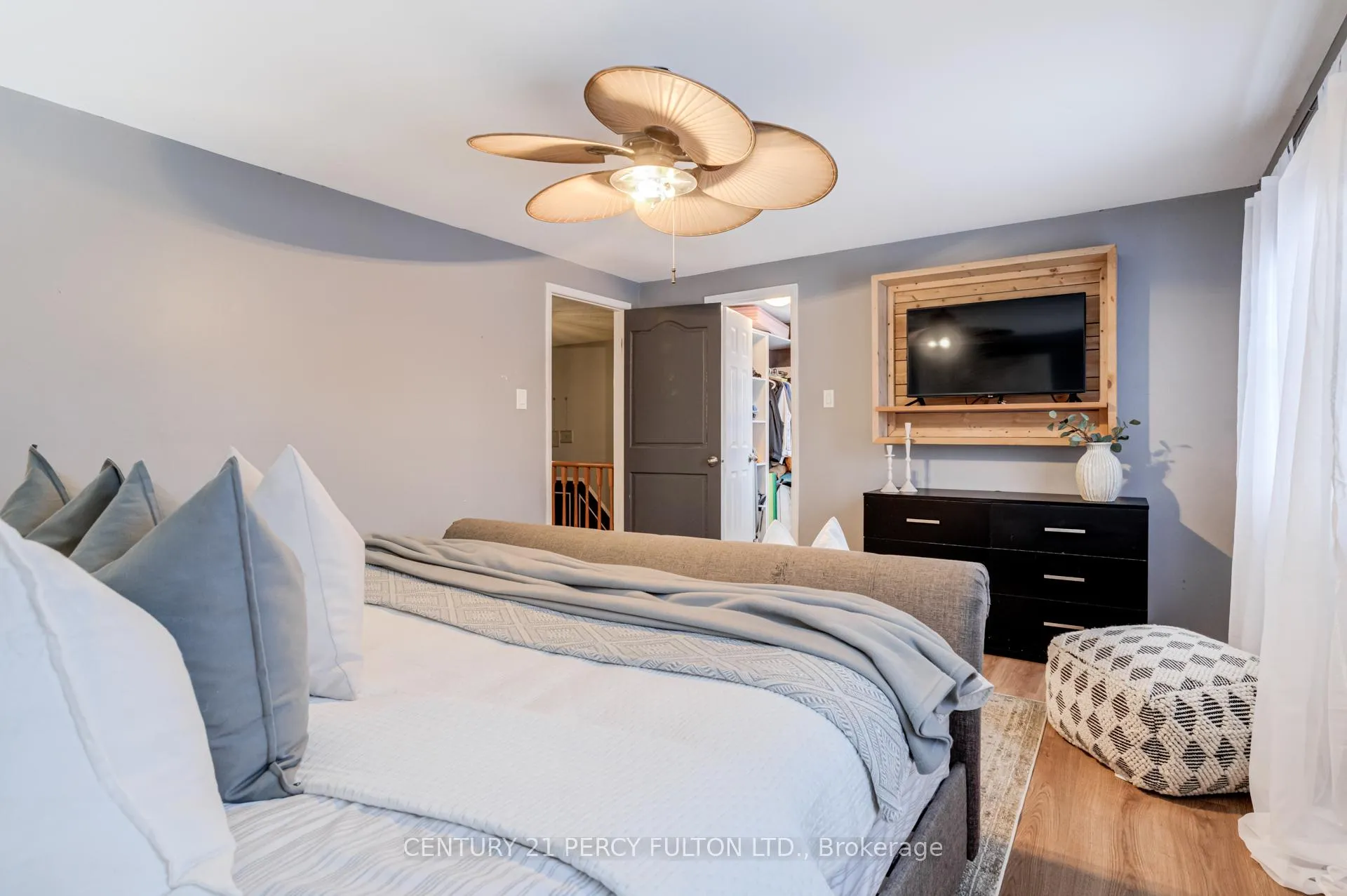 Photo 22 of 50 Angus Drive, Ajax, Central — HOMEH
