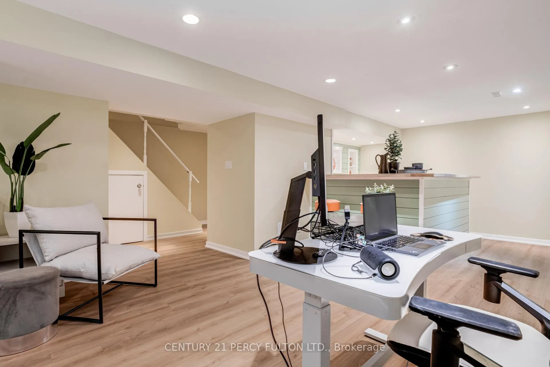 Photo 34 of 50 Angus Drive, Ajax, Central — HOMEH