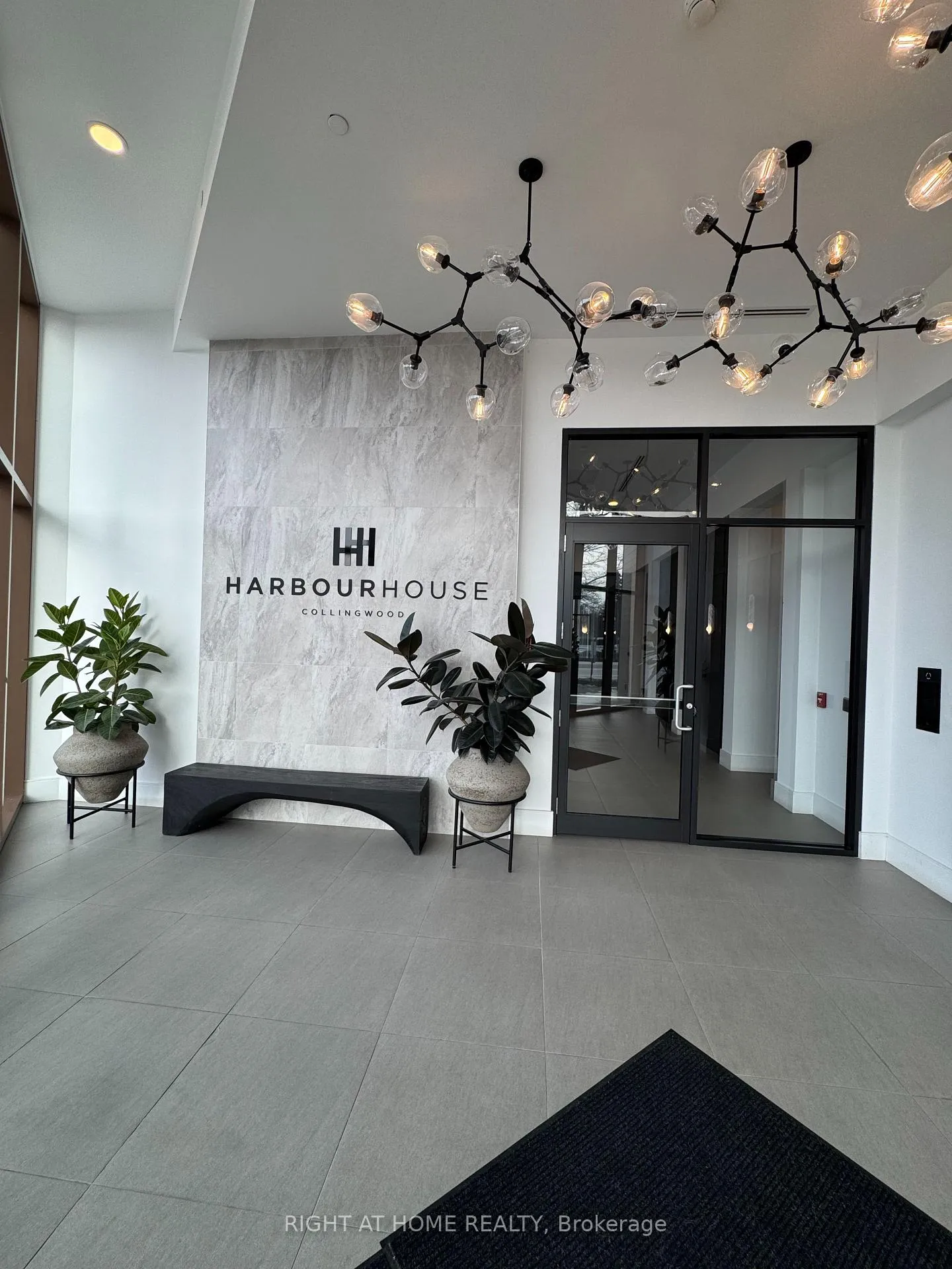 Photo 2 of Unit 308, 31 Huron Street, Collingwood — HOMEH