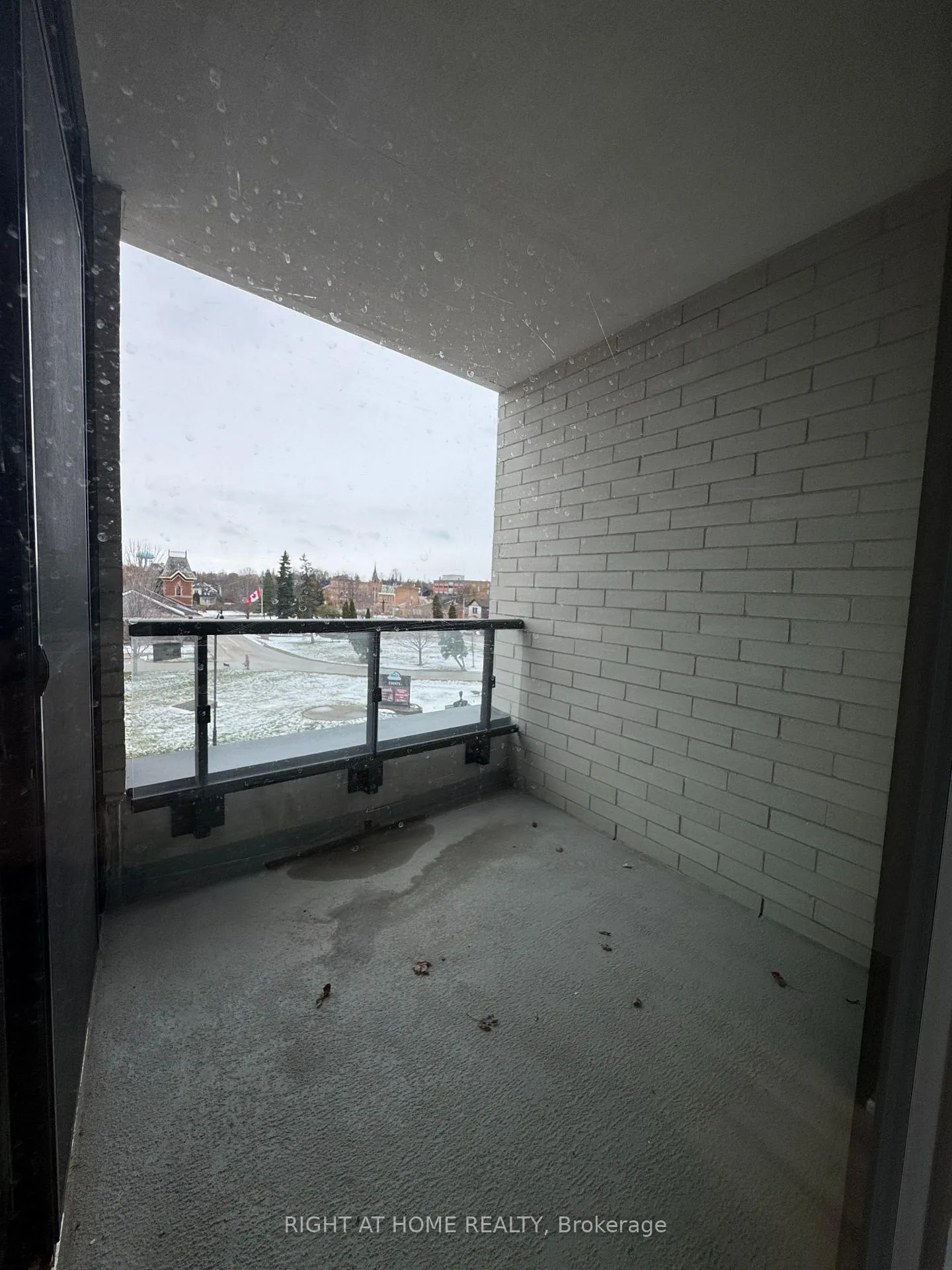 Photo 17 of Unit 308, 31 Huron Street, Collingwood — HOMEH